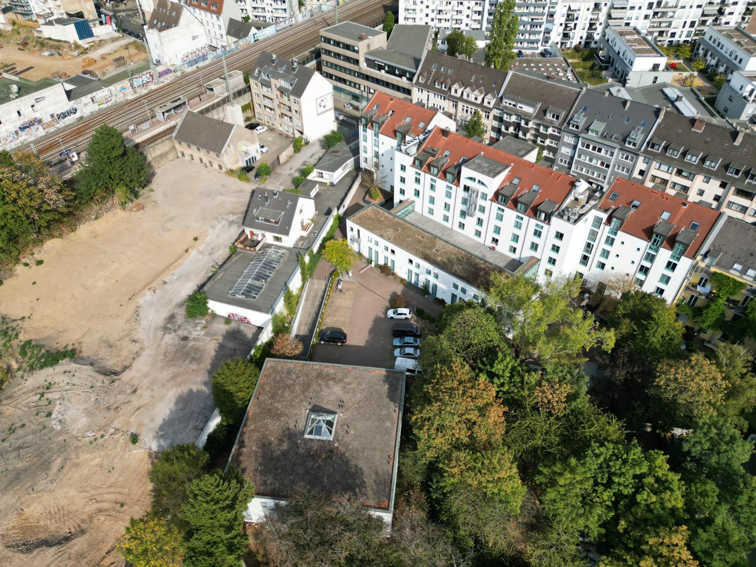 4* Boutique Zimmer am Düsseldorf Hafen + ÖPNV & TG
