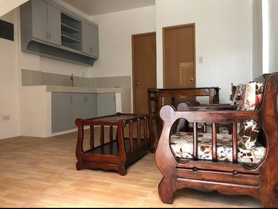 Sebastians Crib