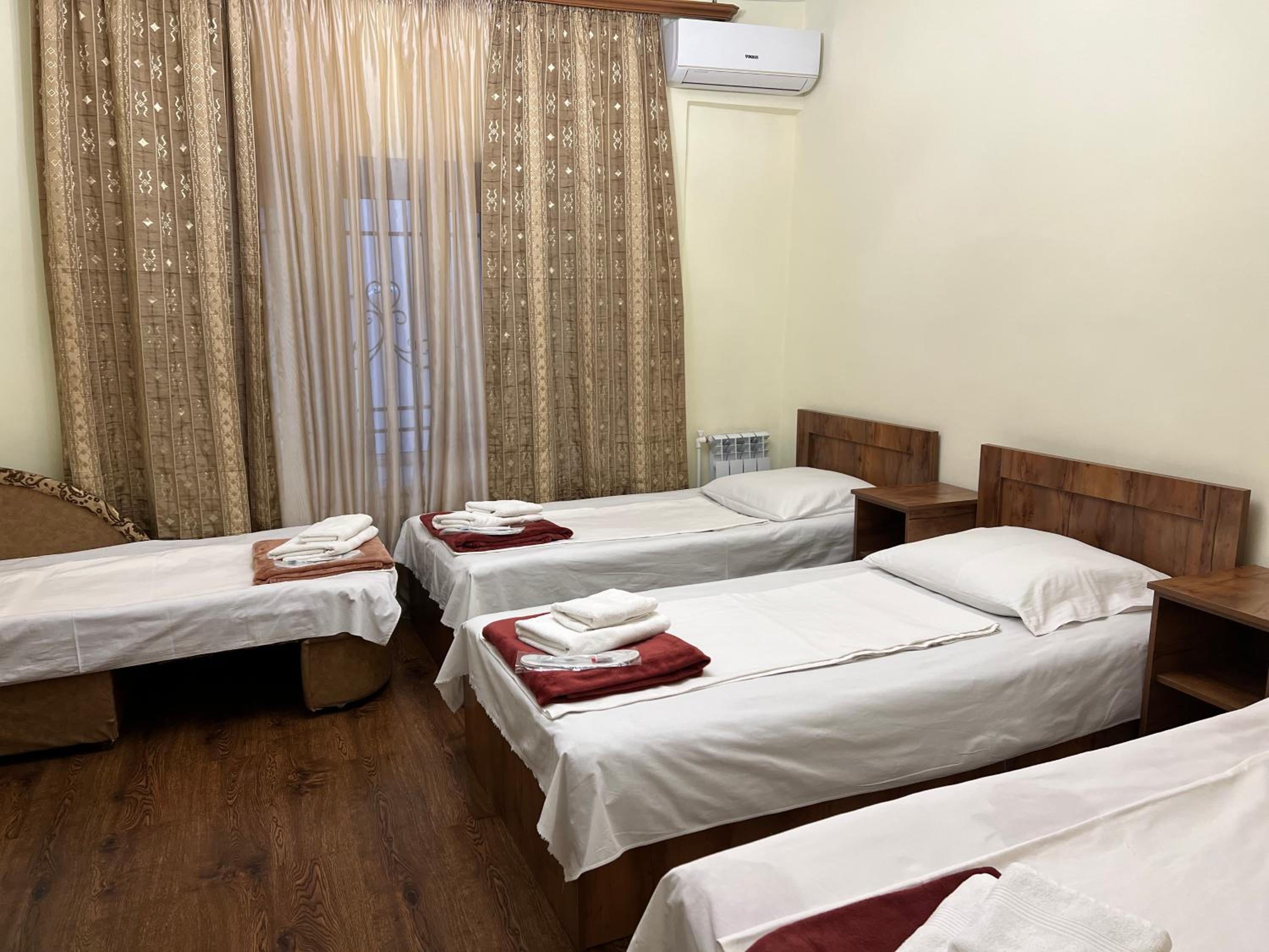 Adamyan 11 hotel