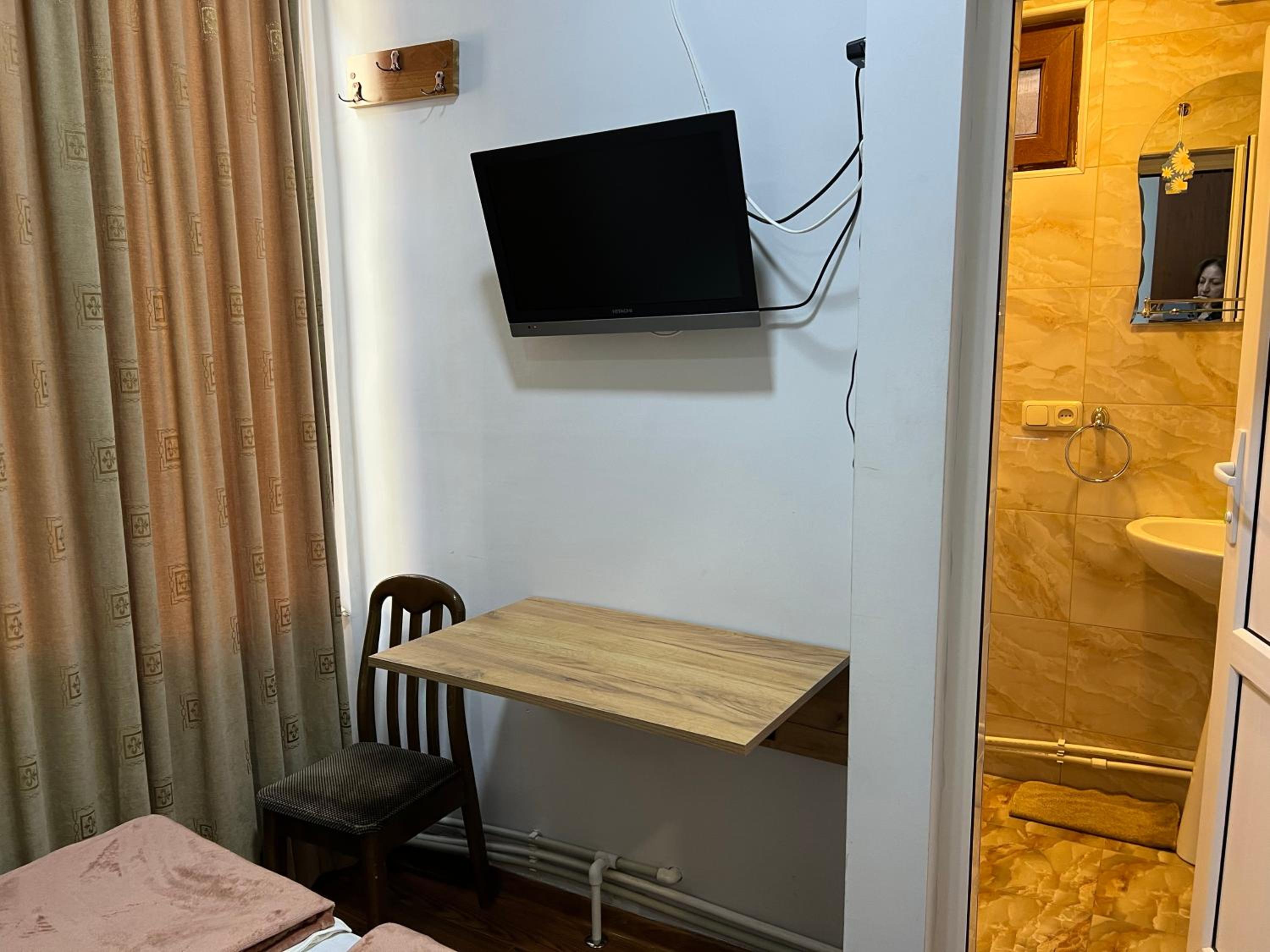 Adamyan 11 hotel