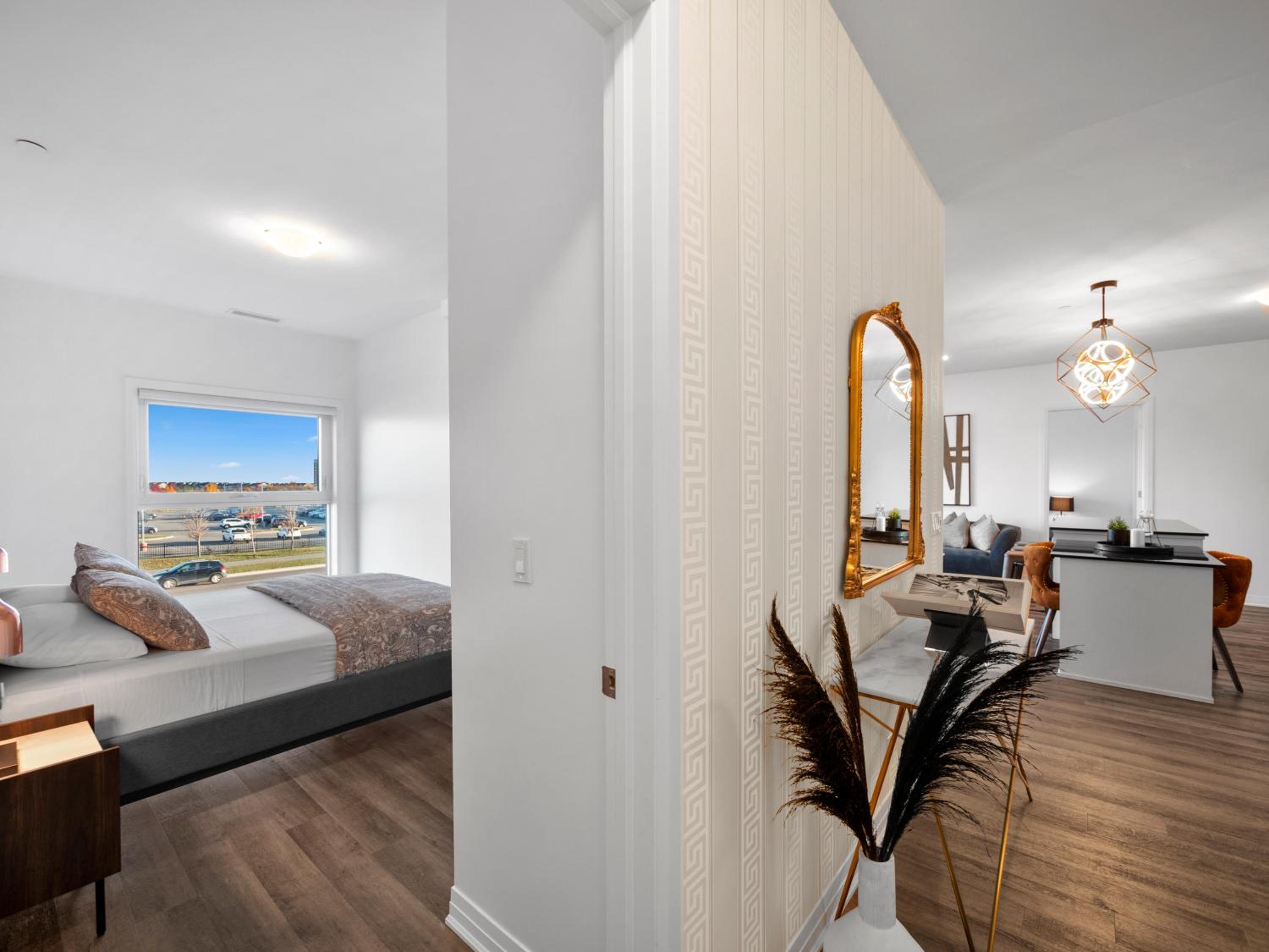 Stylish 3Br  Study Condo - Oakville - Property Image 20