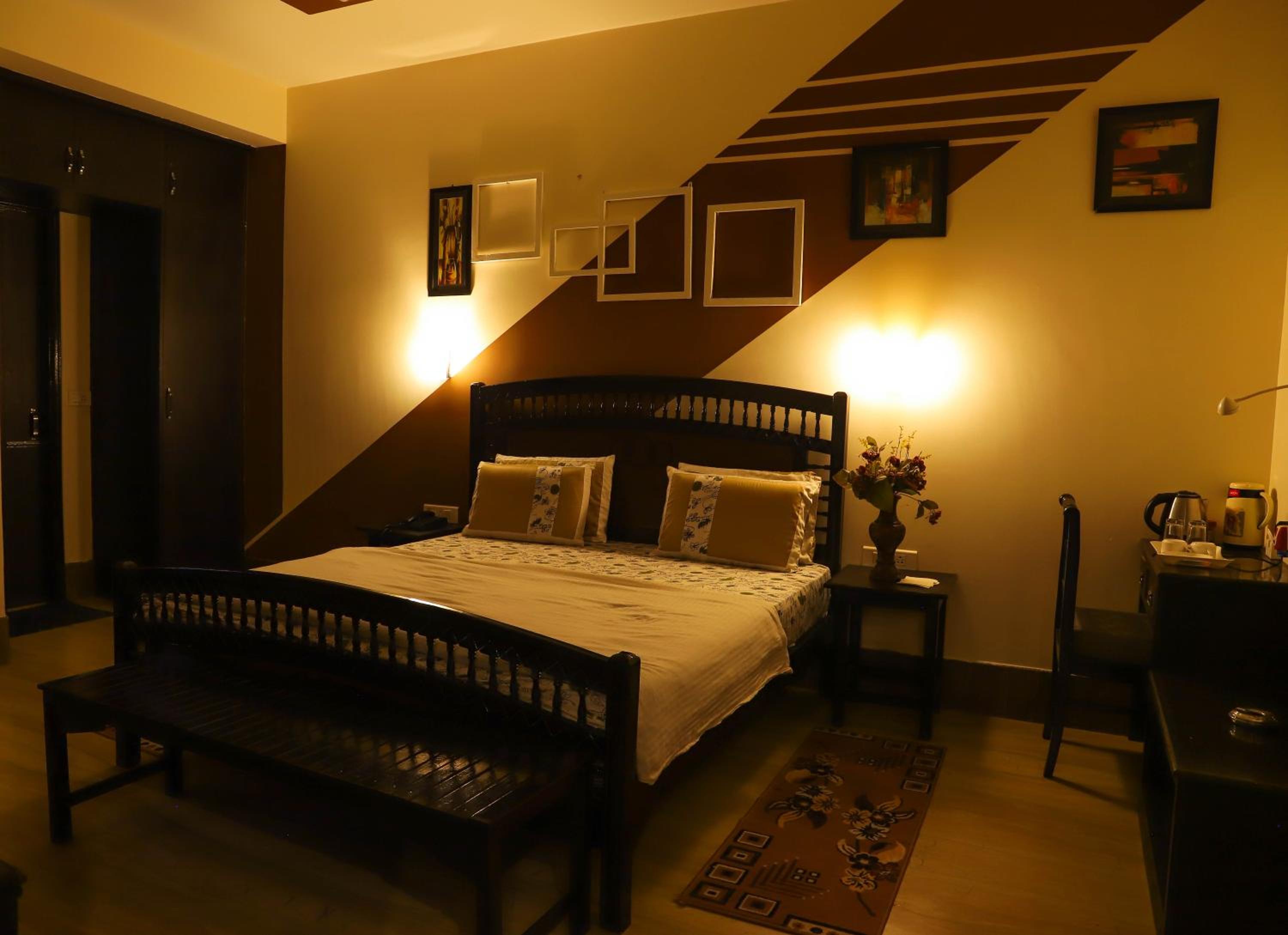 Pearl of Taj Home Stay
