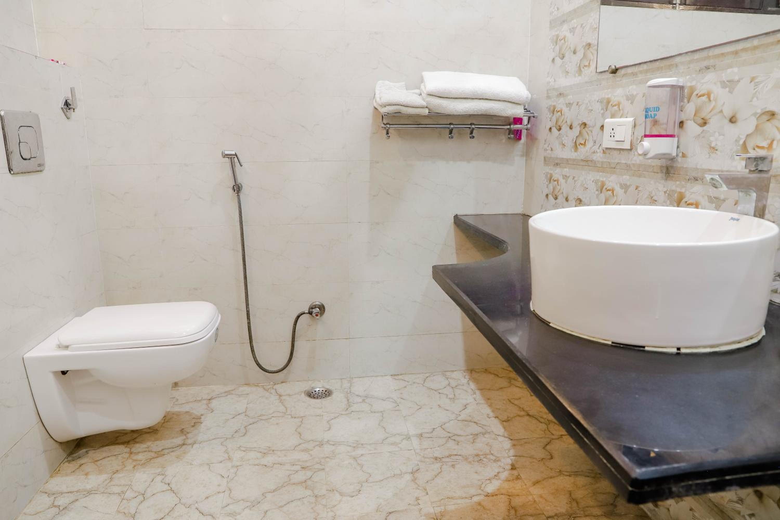 Pearl of Taj Home Stay