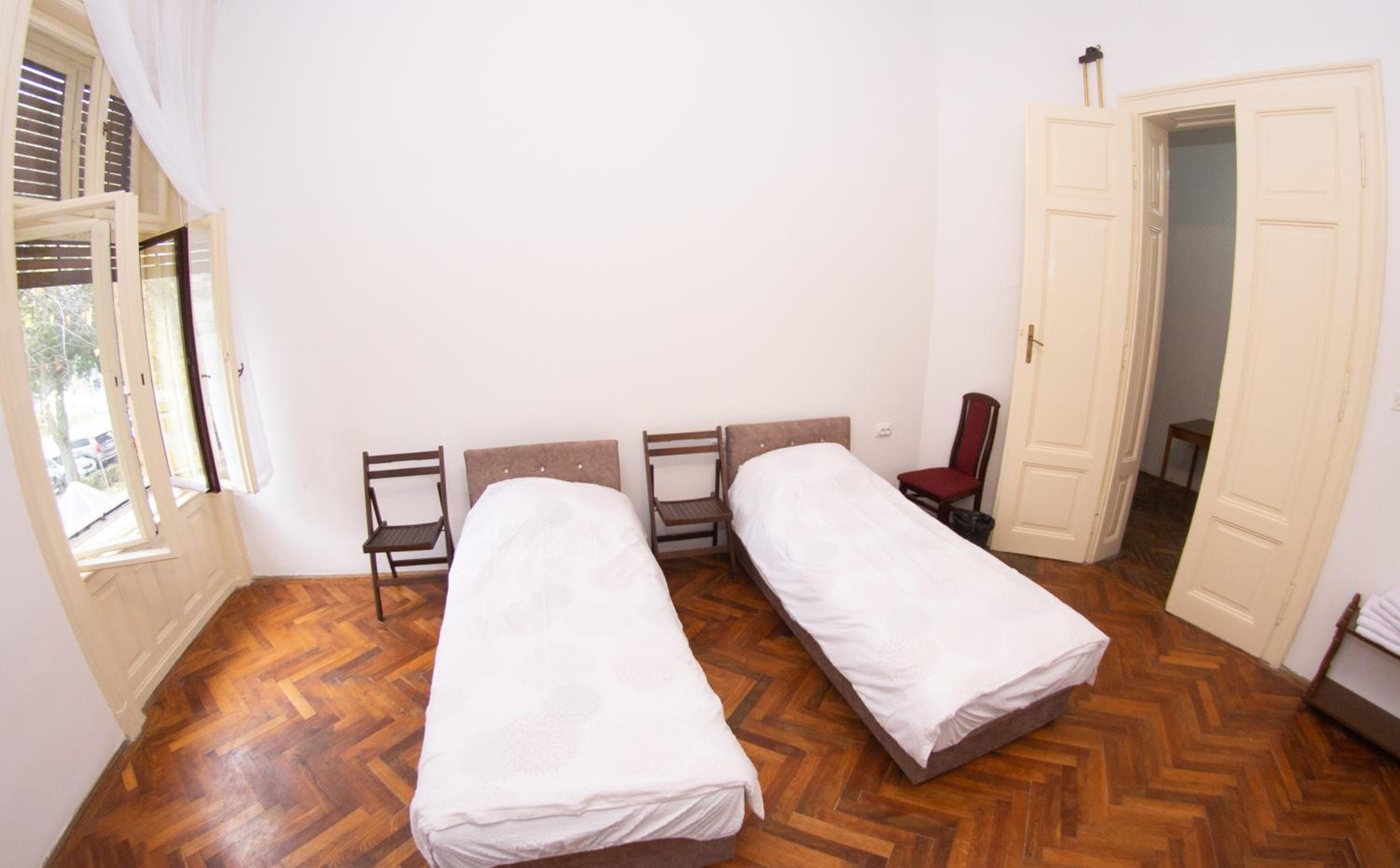 Photo 46