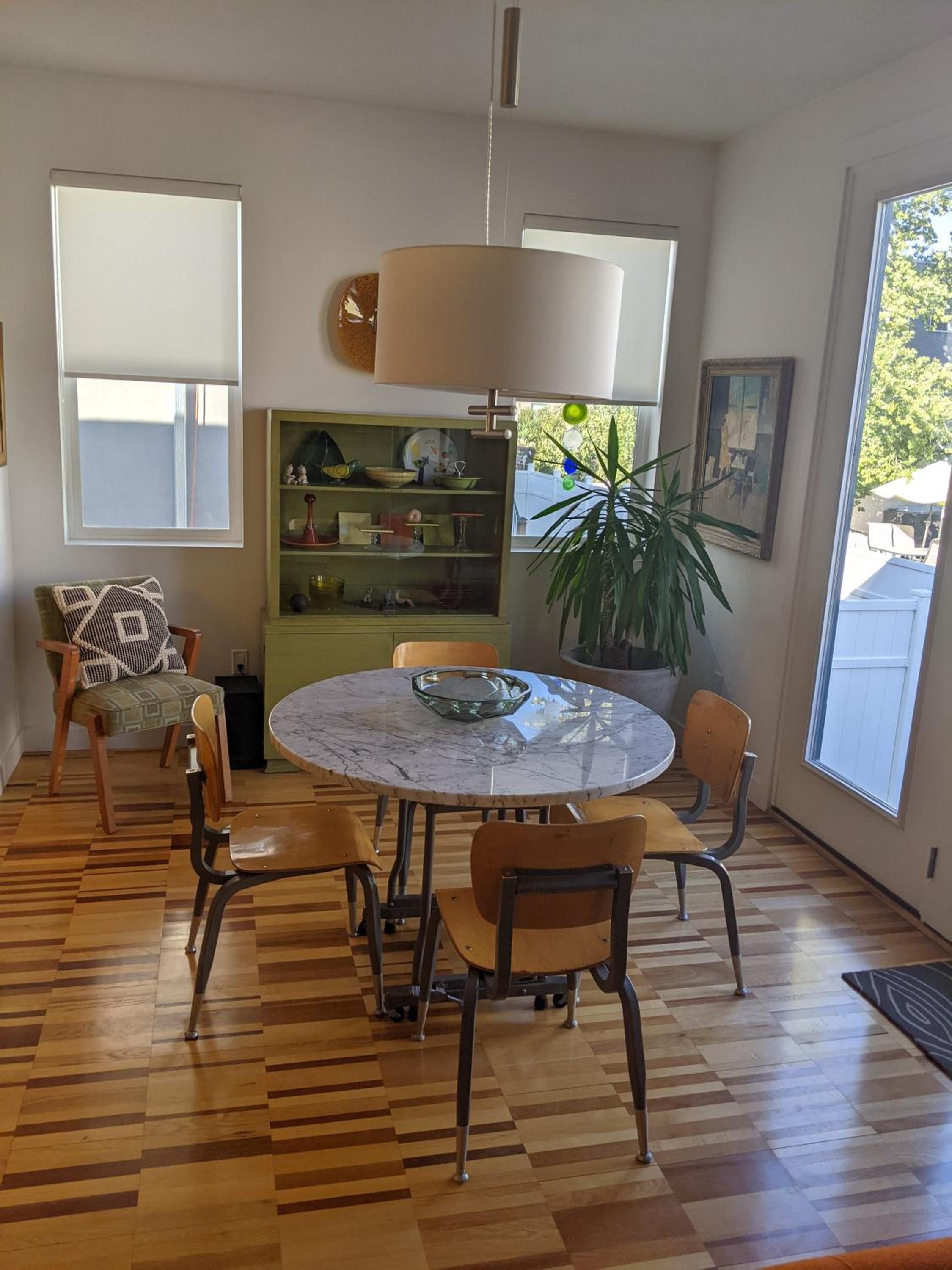 Central location close to Downtown and Mountain Views view 5