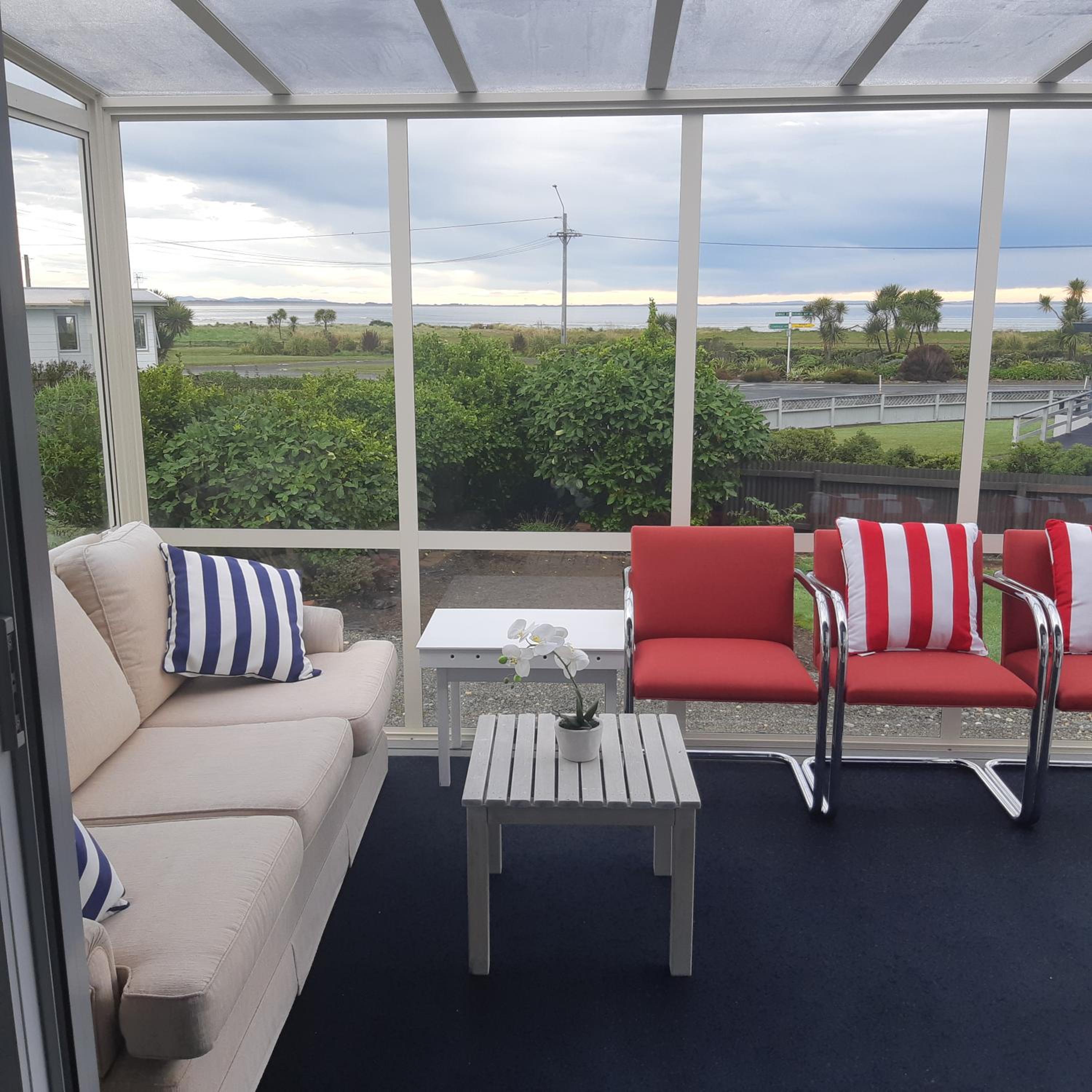 Riverton Cottage 2 Bedroom Close to beach