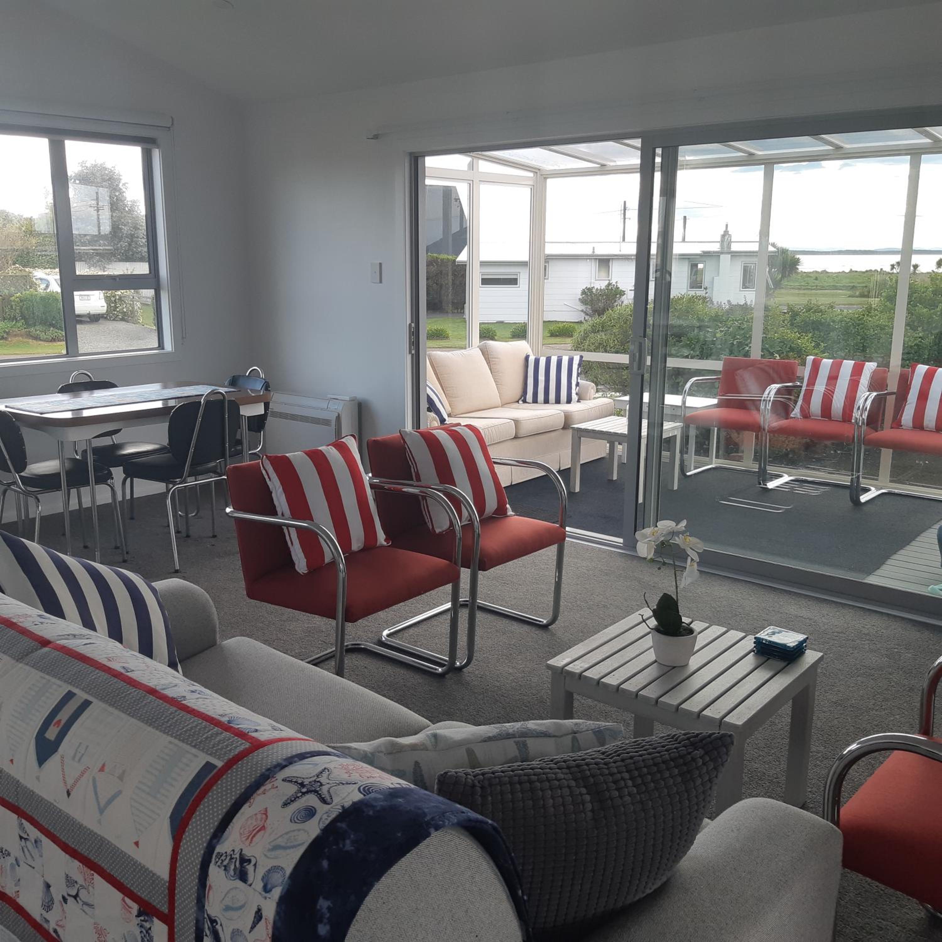 Riverton Cottage 2 Bedroom Close to beach