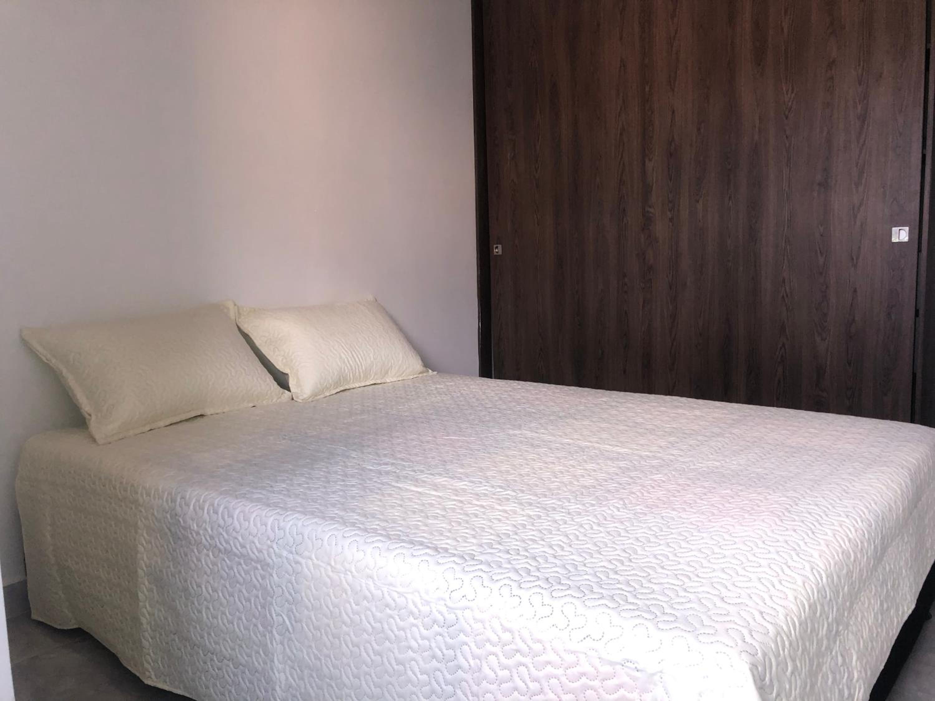 Apartamento cómodo en Laureles, céntrico y bien ubicado Apto404 view 5