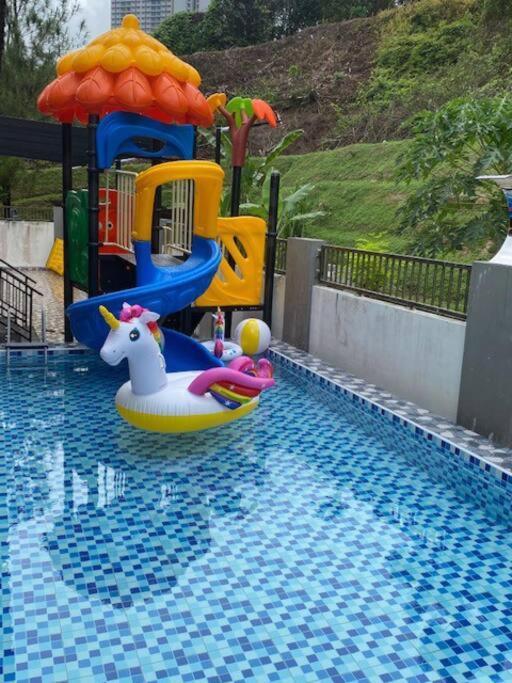 Villa 16pax 3BR with Spa Pool n Pool Table near SPICE ARENA photo 2