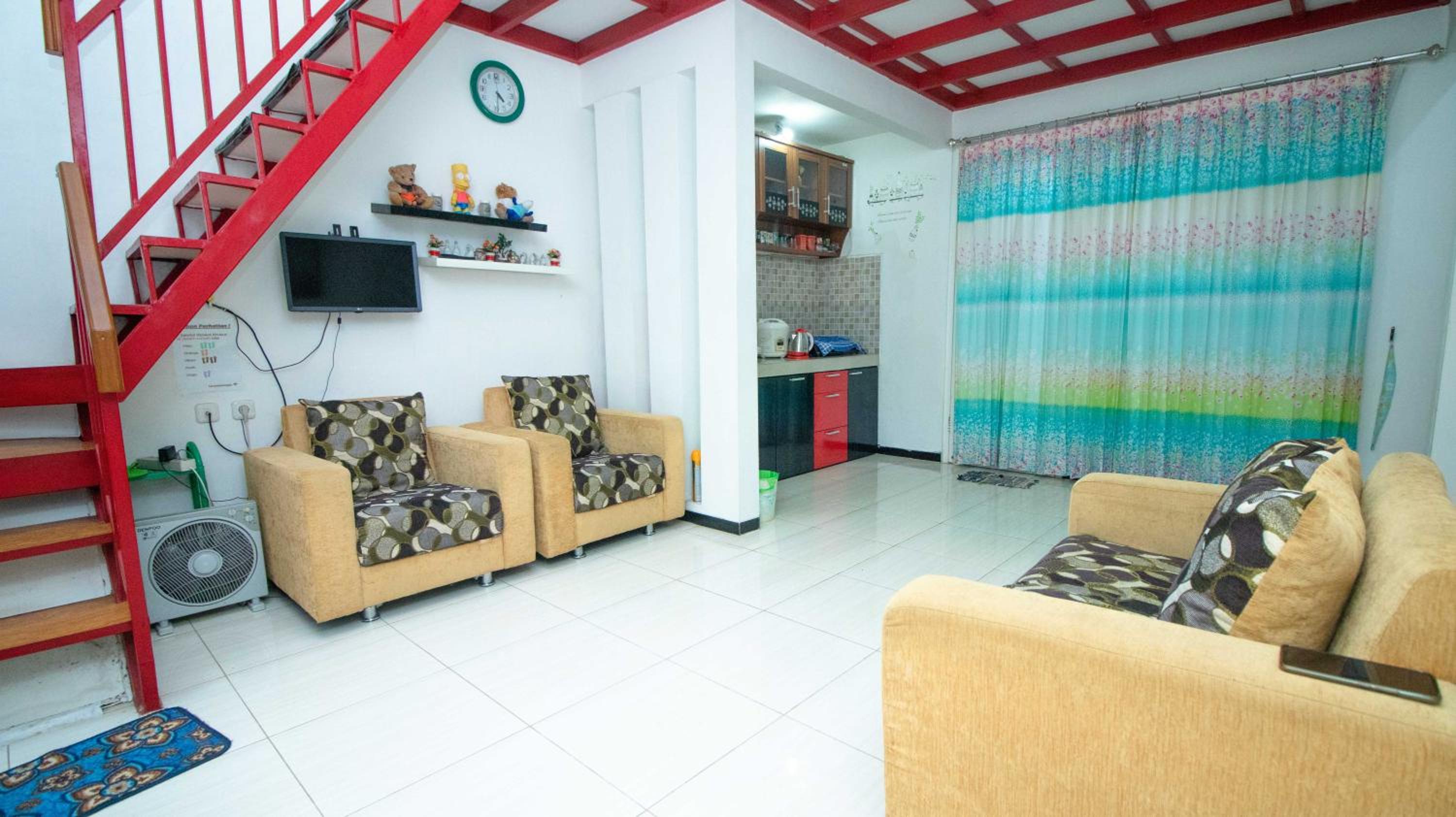 Villa Shiny with Karaoke & Chill Spot view 2