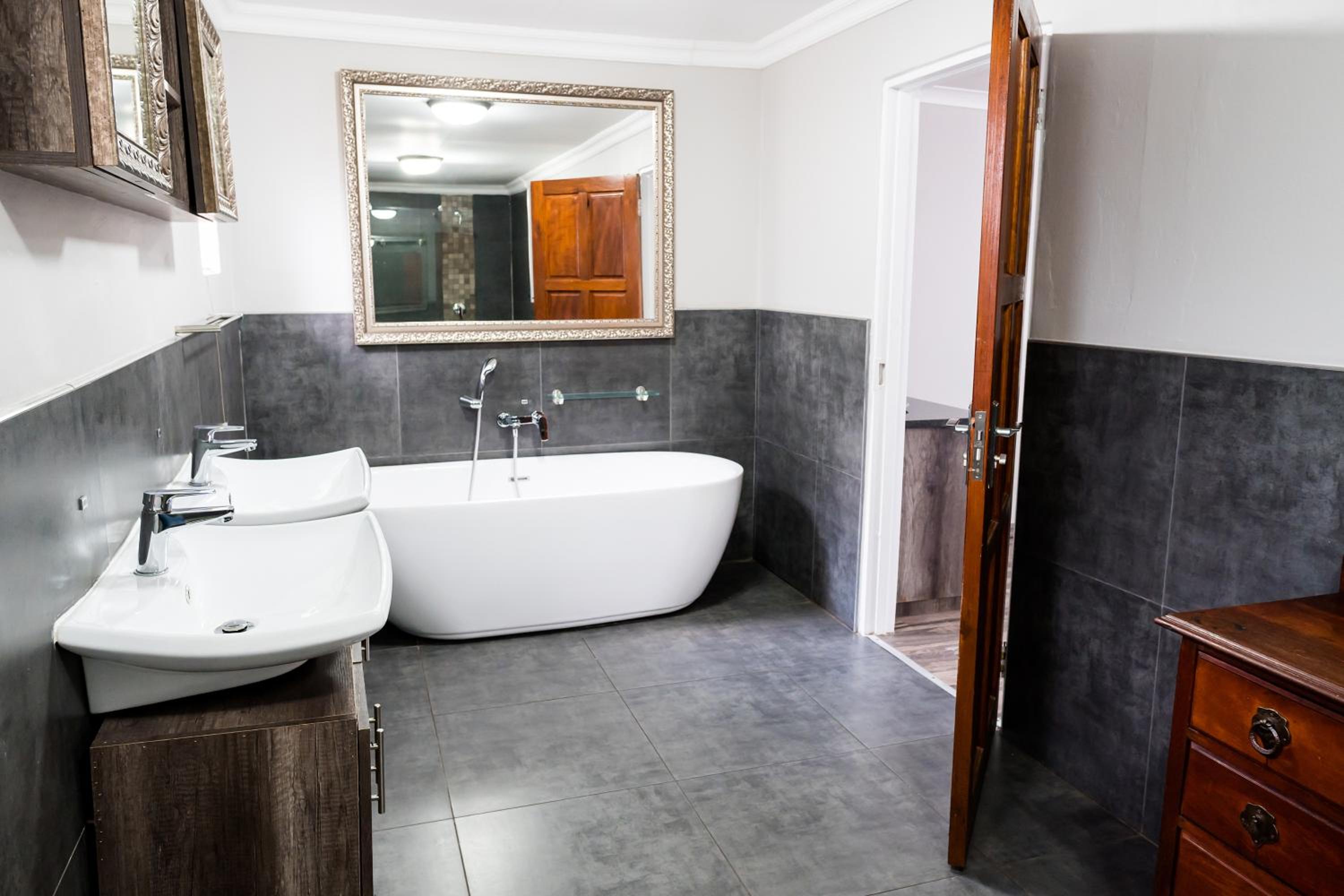 Villa Gracia Guesthouse