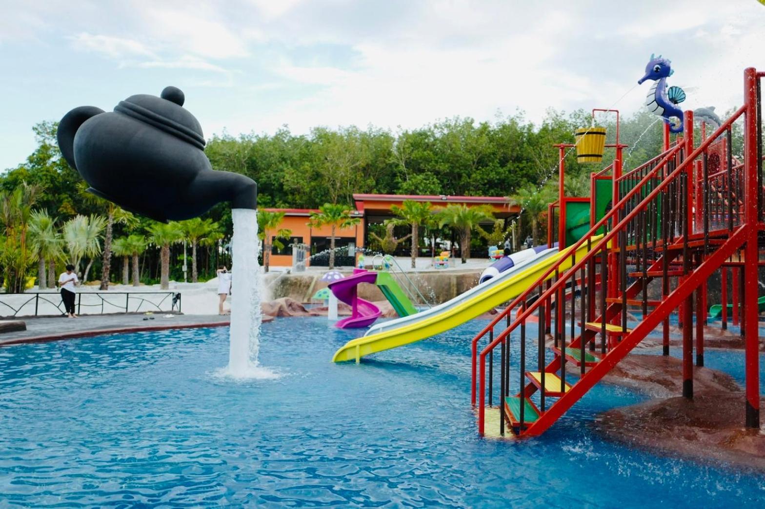 Chomview Resort