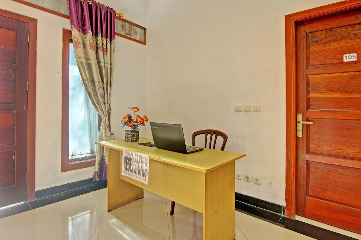 hotel reception
