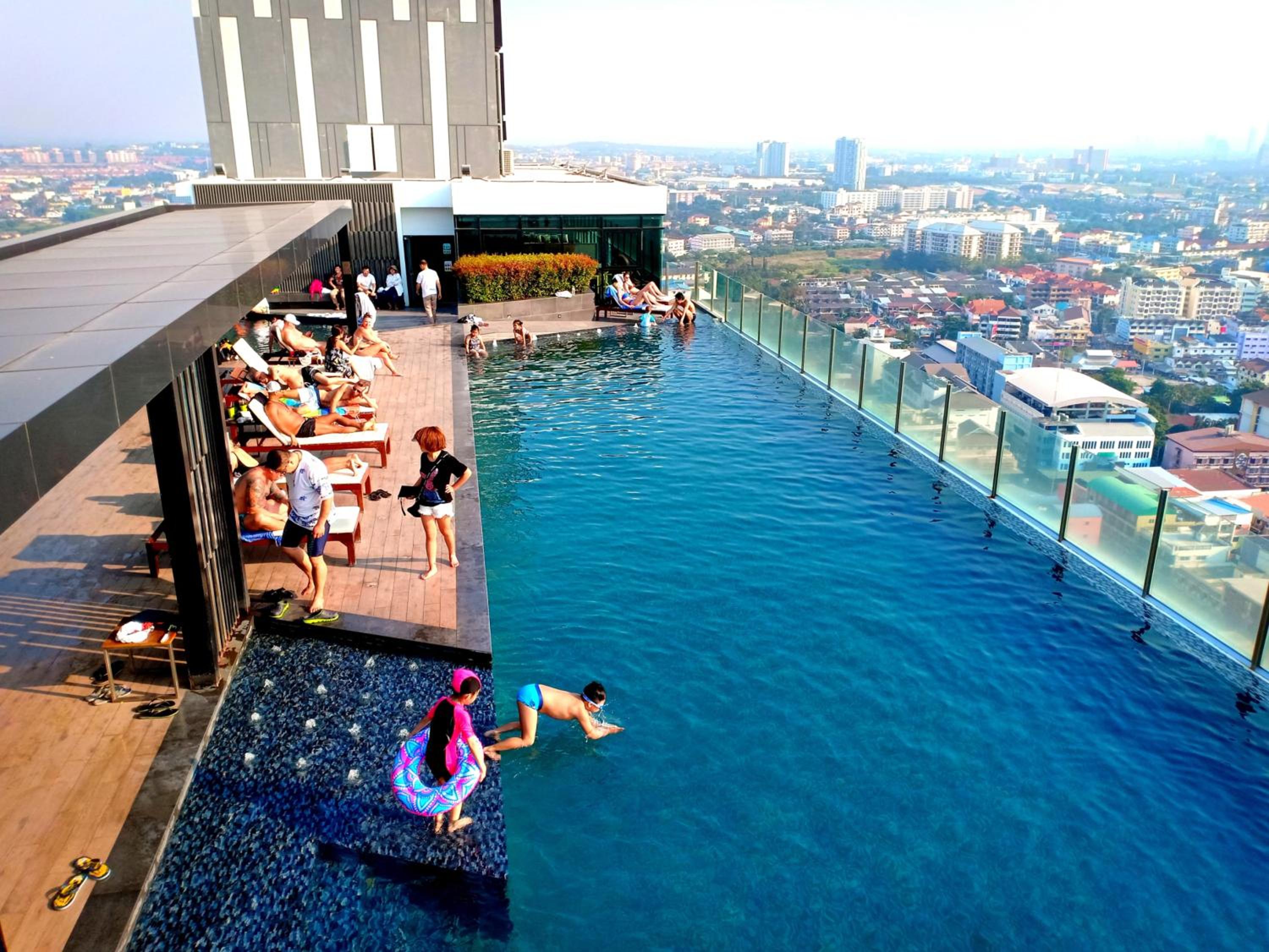 The Base Horizon Central Pattaya view 5