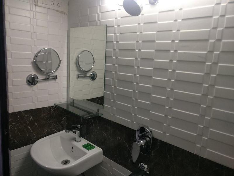 Hotel KK Residency