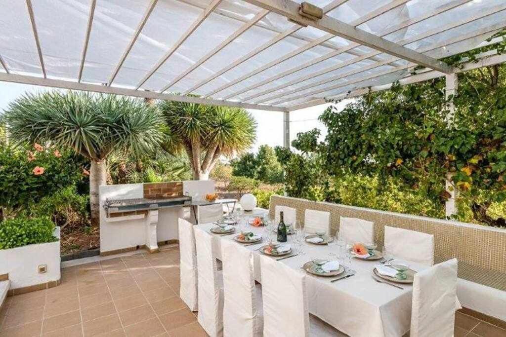 Gorgeous Villa near Ibiza centre view 4