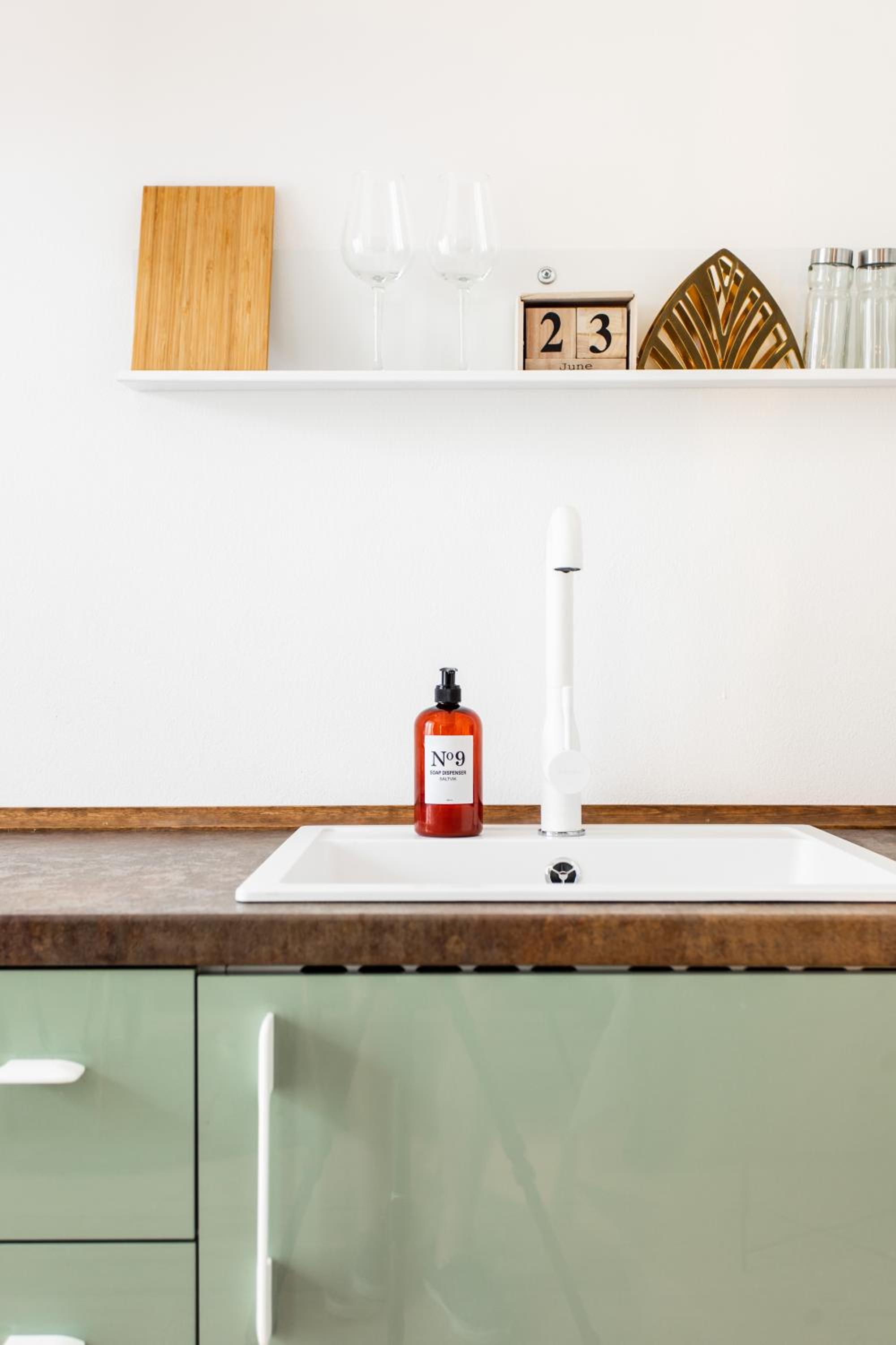 Cozy modern studio in Prague's absolute center