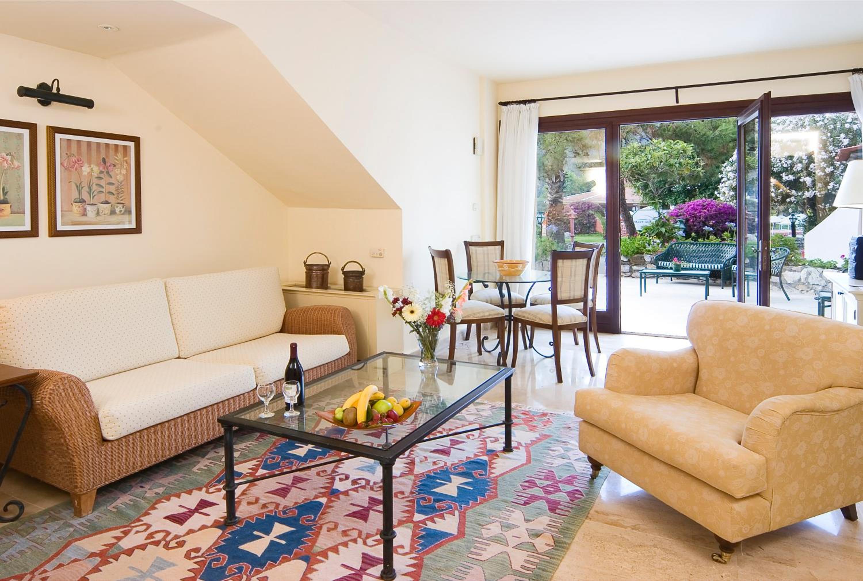 Marti Resort Deluxe Hotel