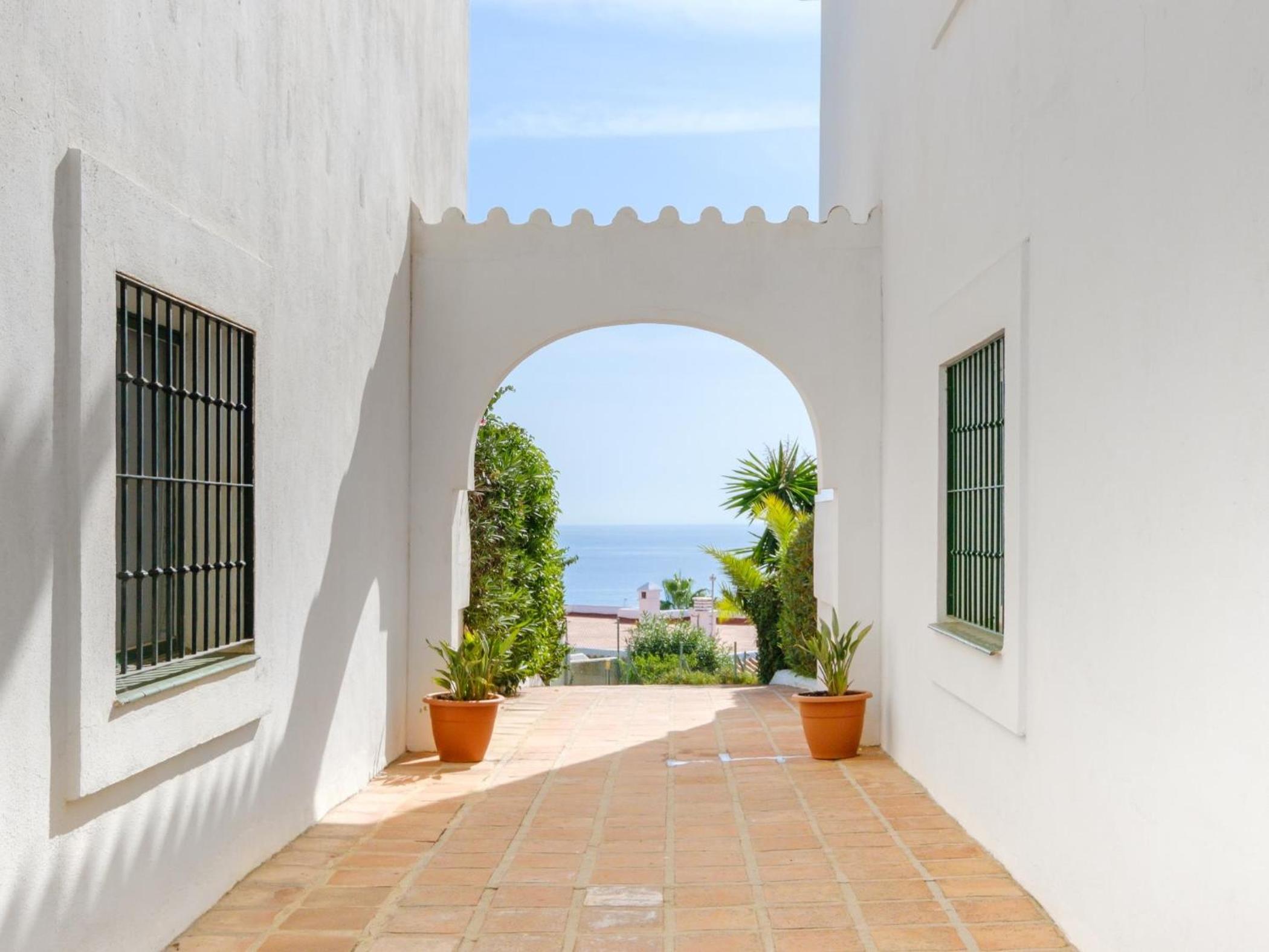 Torrenueva 308 Sea views, pool and parking view 5