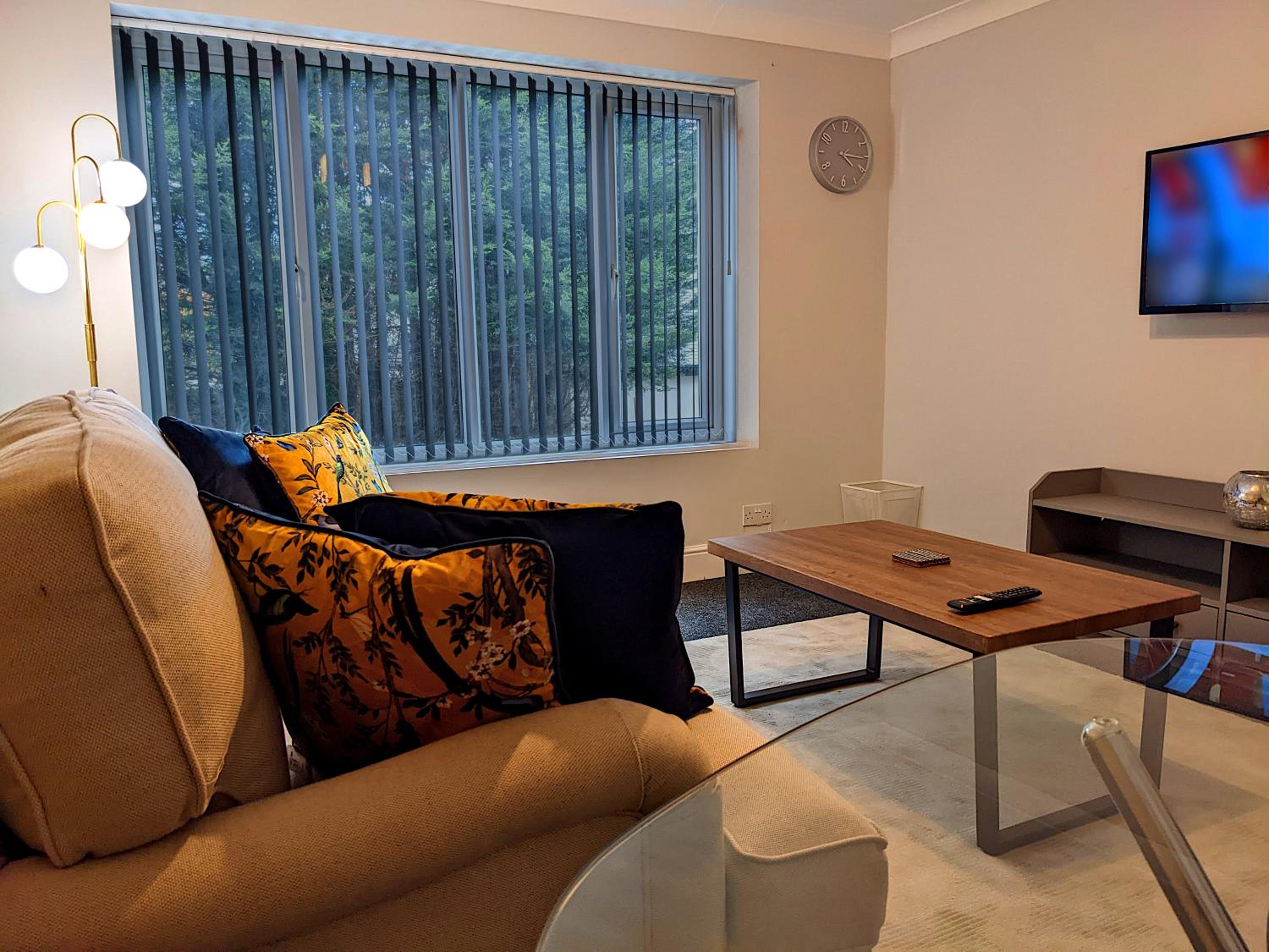 Racecourse Apartment