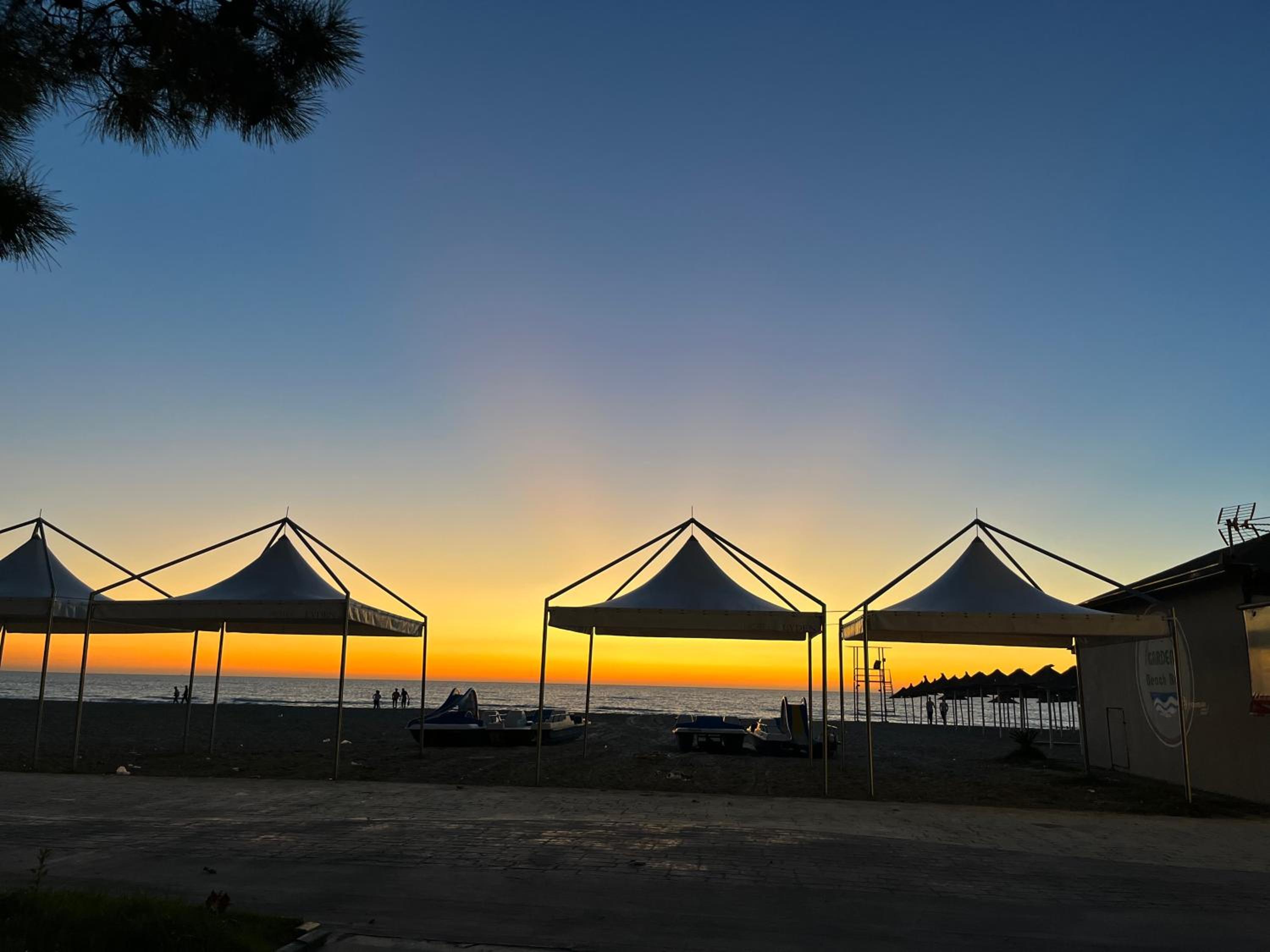 Adriatic Treasure Apt, Luxury & Beachfront - by BETA Premium