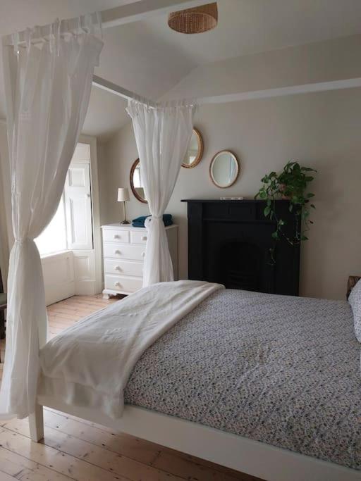 Charming townhouse with sunny garden view 3