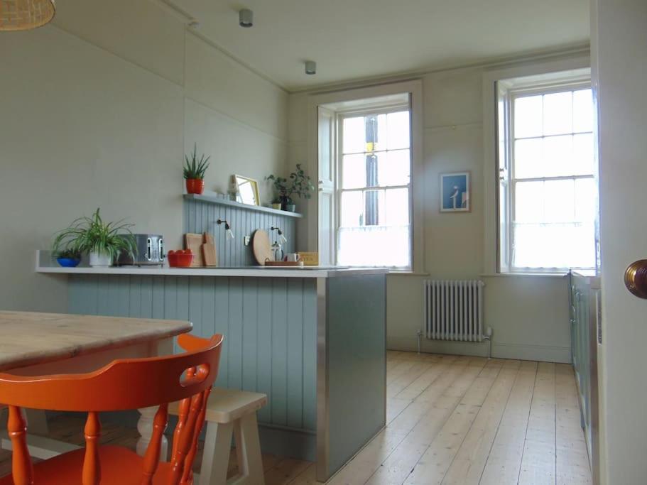 Charming townhouse with sunny garden view 4