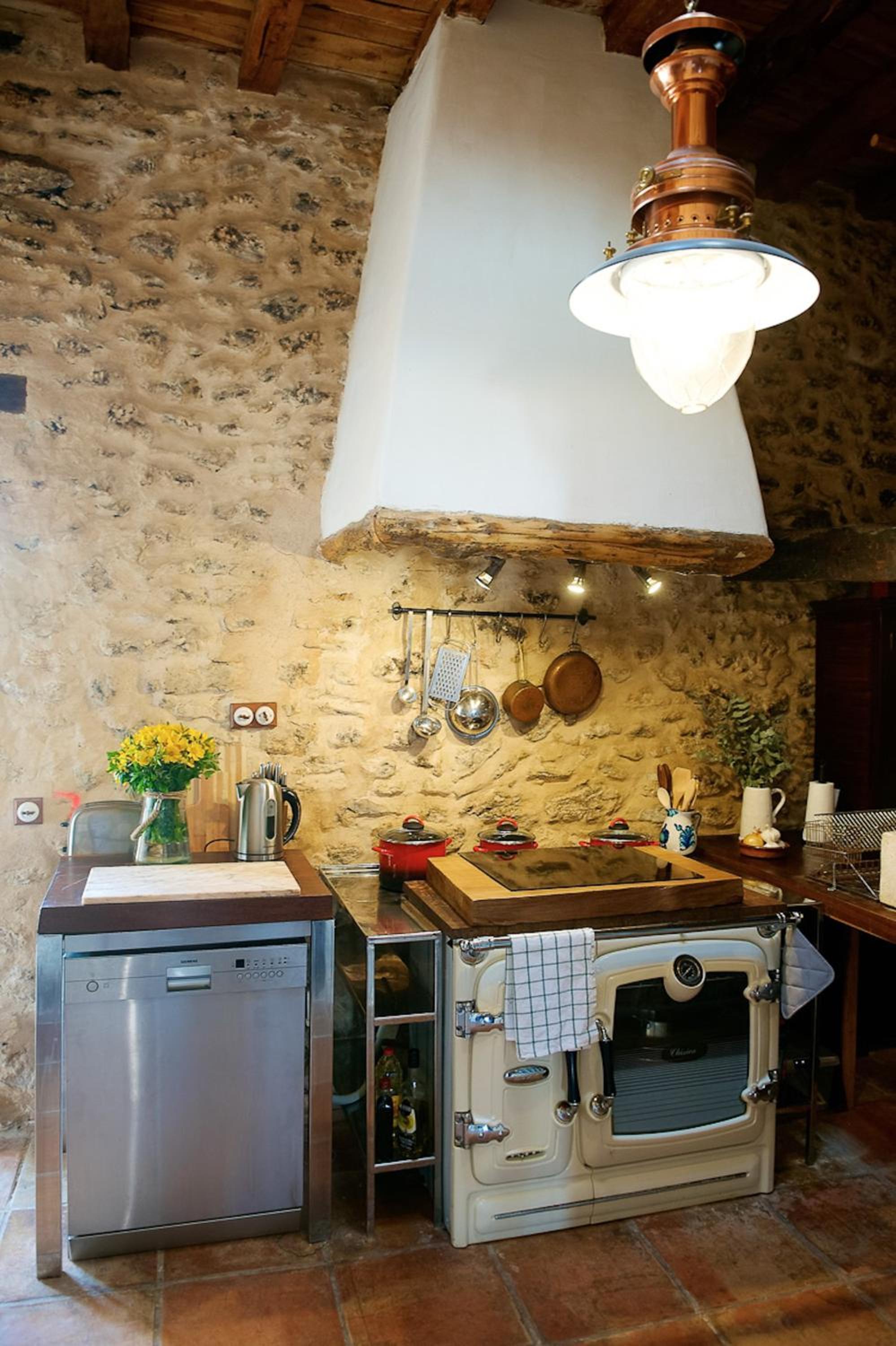 Elegant Restored Luxury 600 Year Old Farmhouse I Las Chumberas I 6 Bedrooms I Stunning Views I Santa Gertrudis view 5