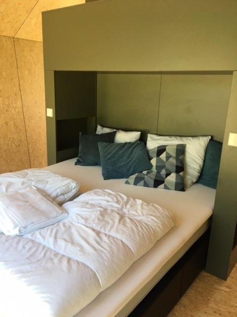 Tiny House in het groen, aan zee met privé Hottub view 4