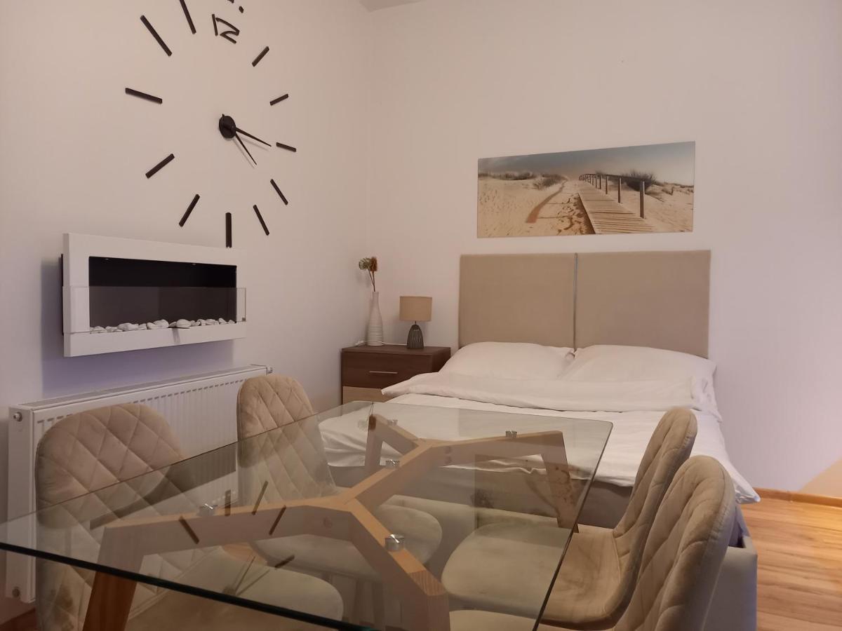 Apartament MIODOWY przy plaży view 2