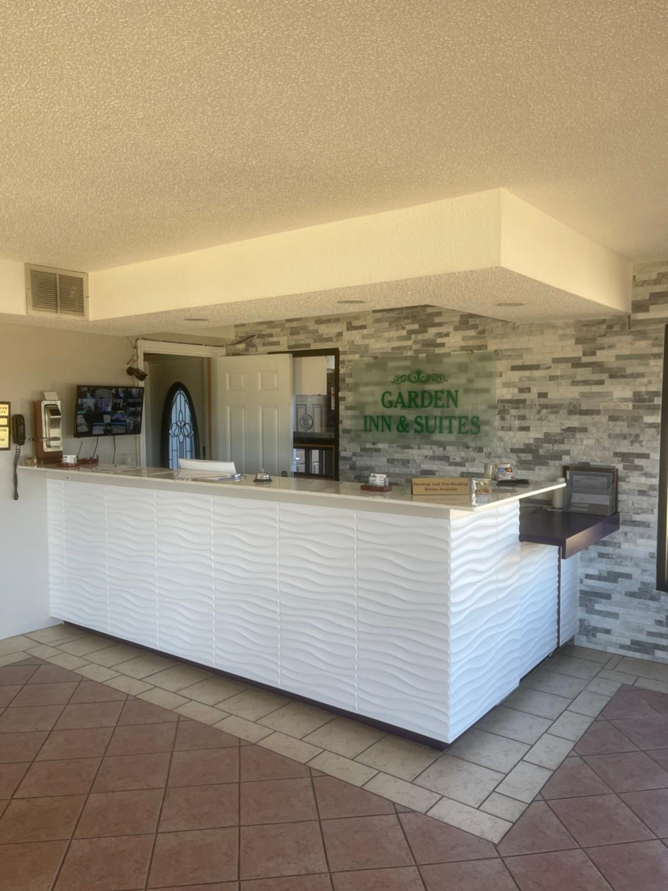 Garden Inn & Suites view 2