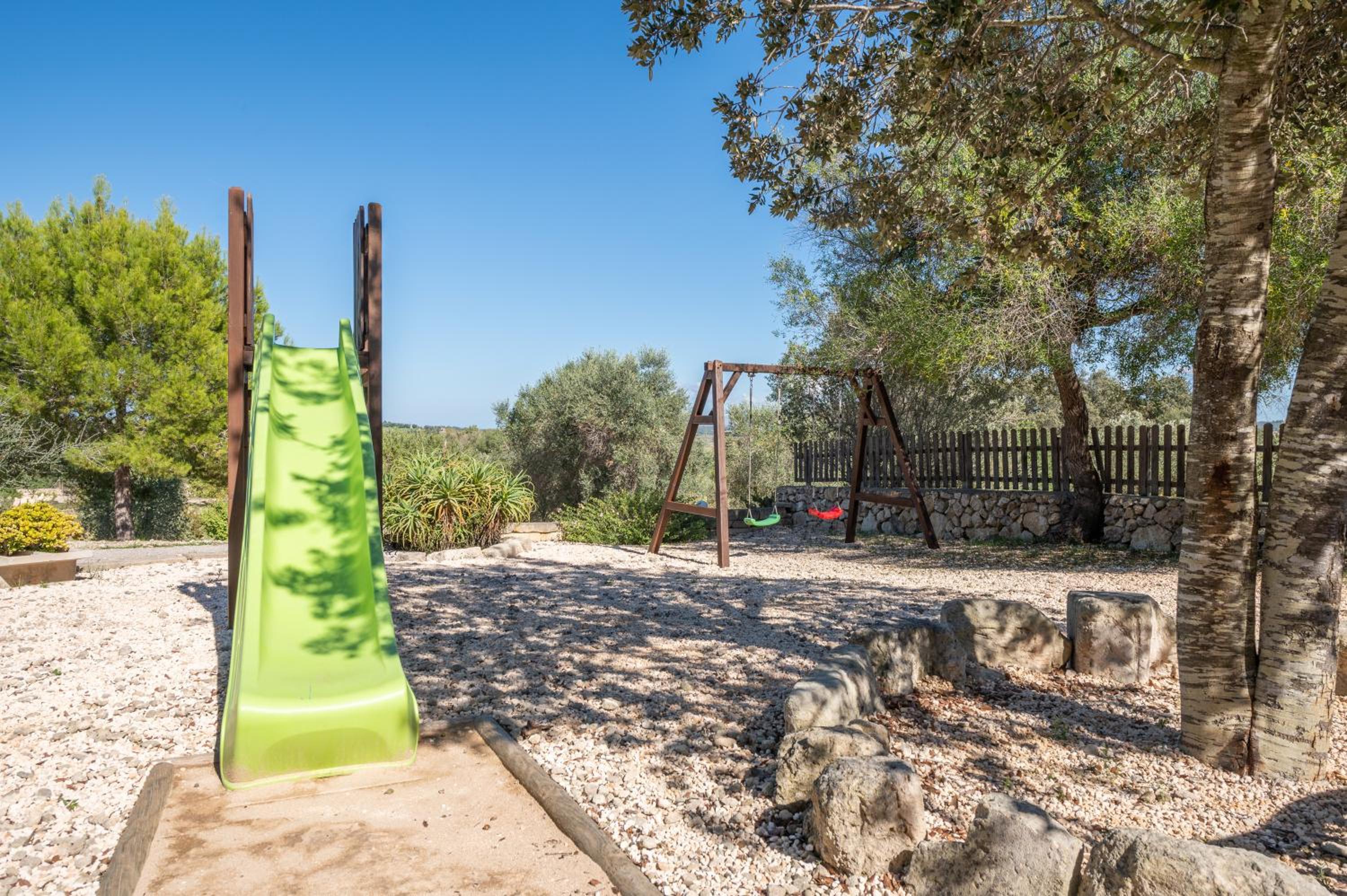 Finca Son Puca en Petra — activities & amenities