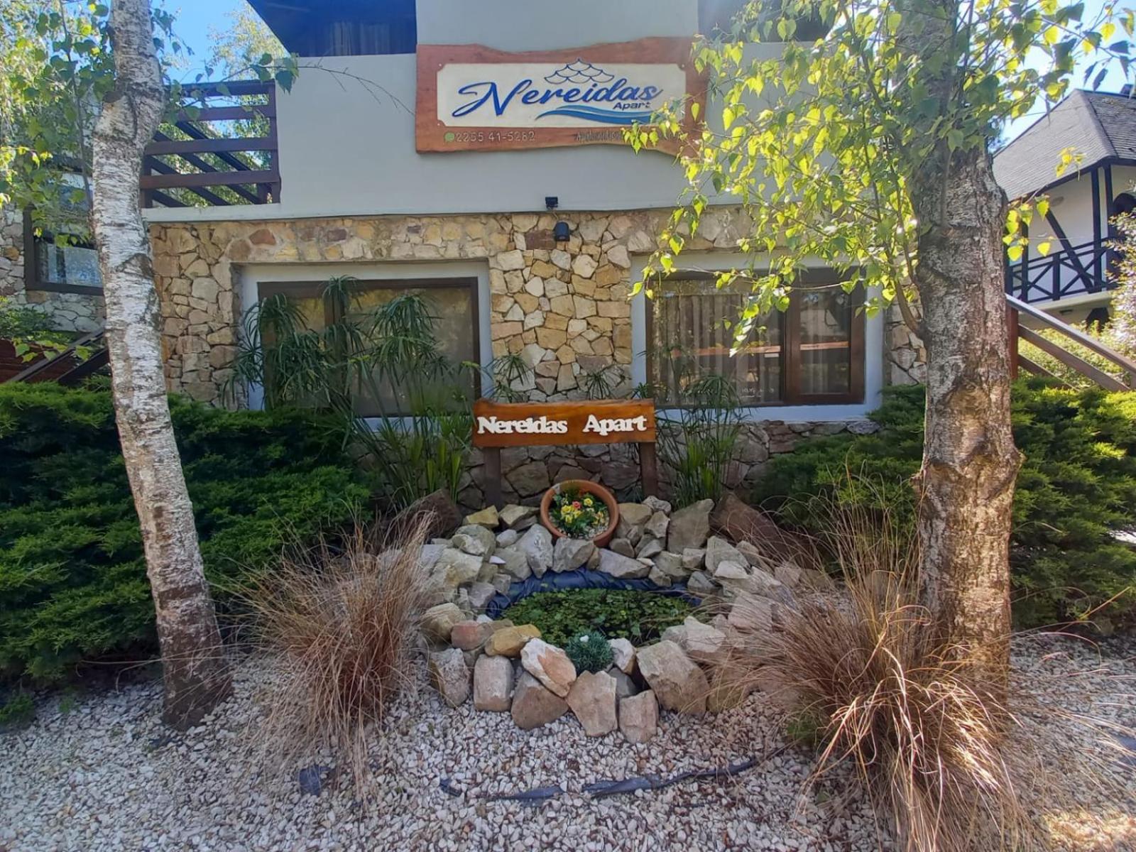 Hotel Nereidas Apart - Image 1