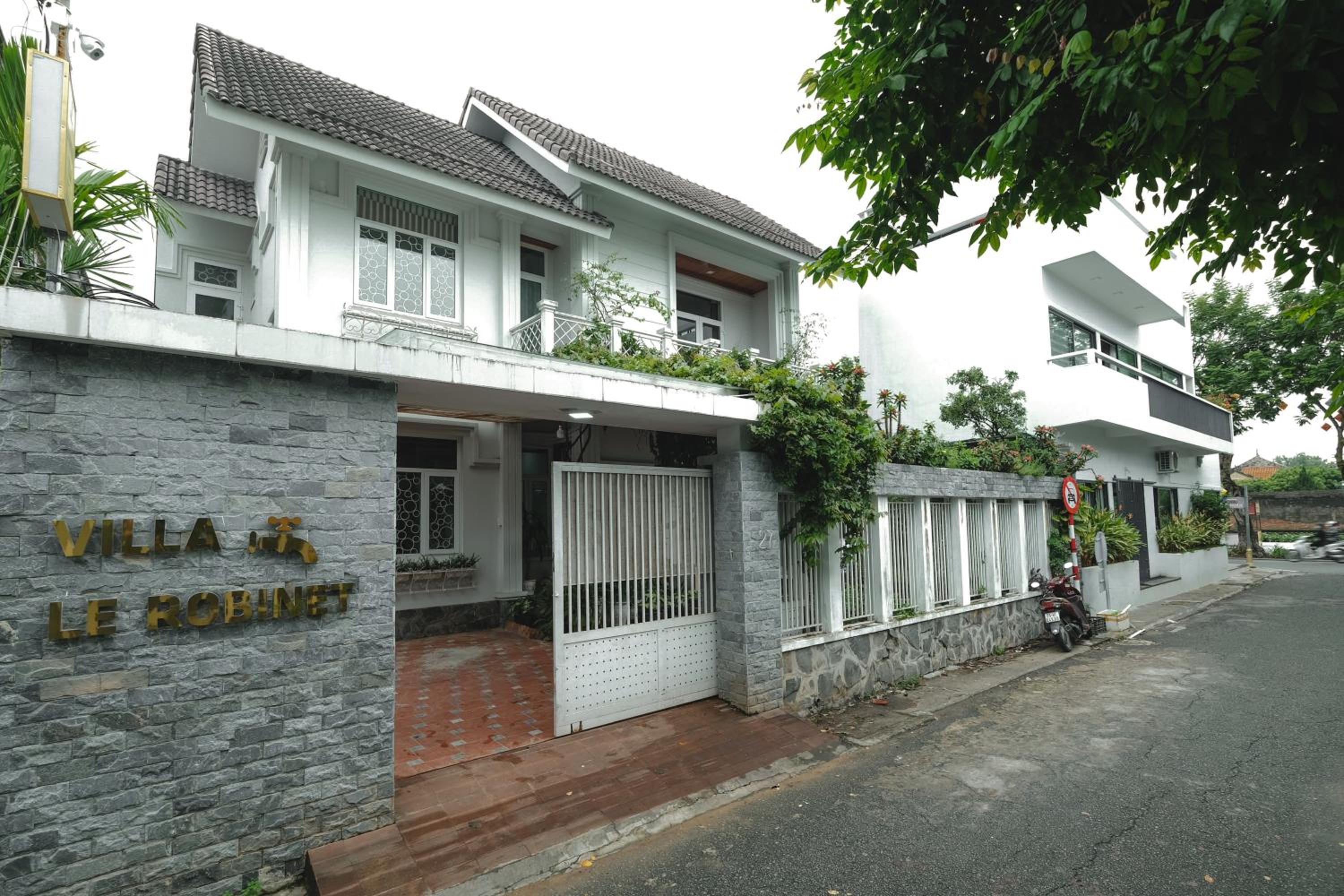 Le Robinet Villa - a journey into Hue citadel soul view 4