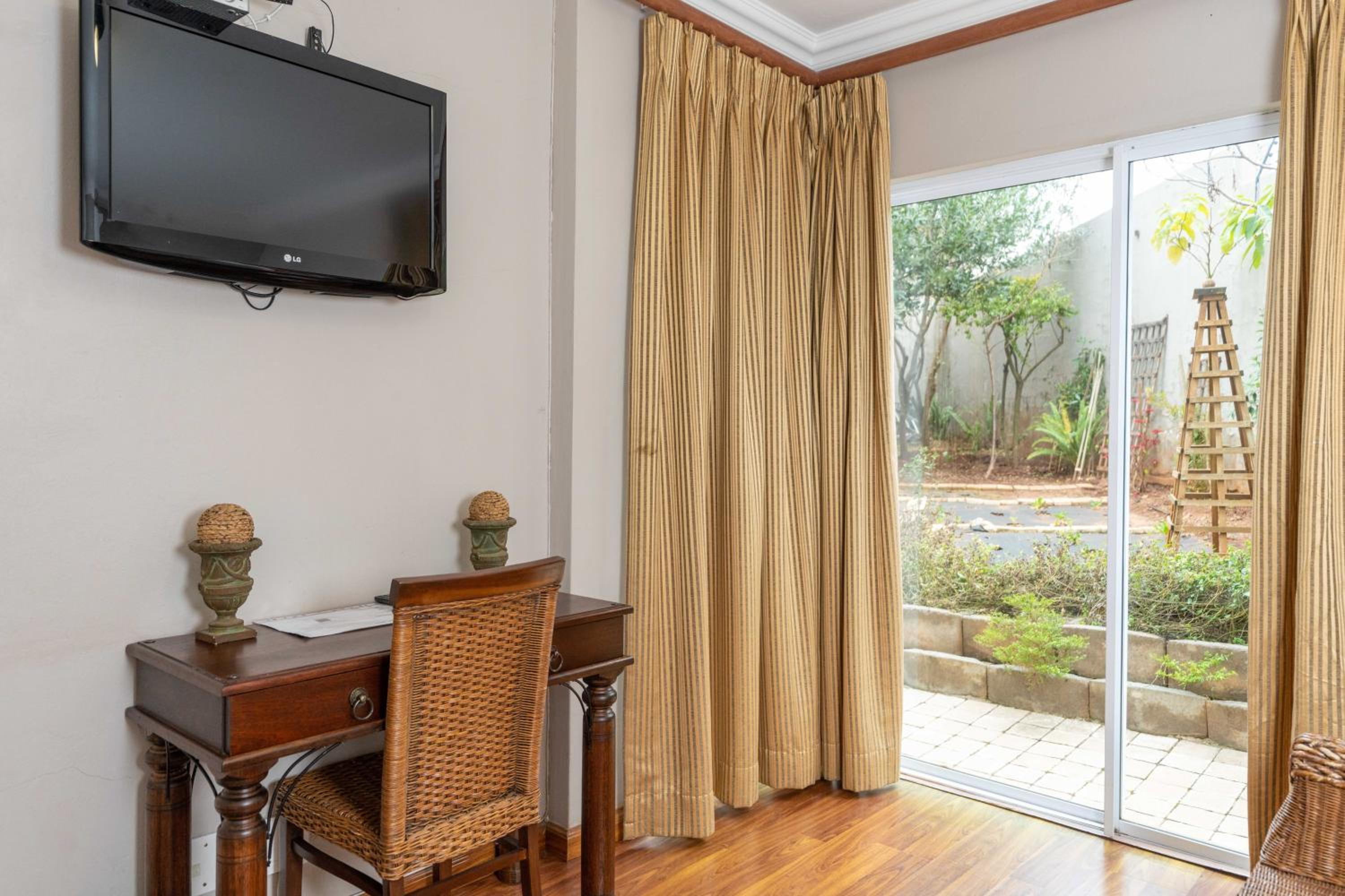 Fatmols guest lodge