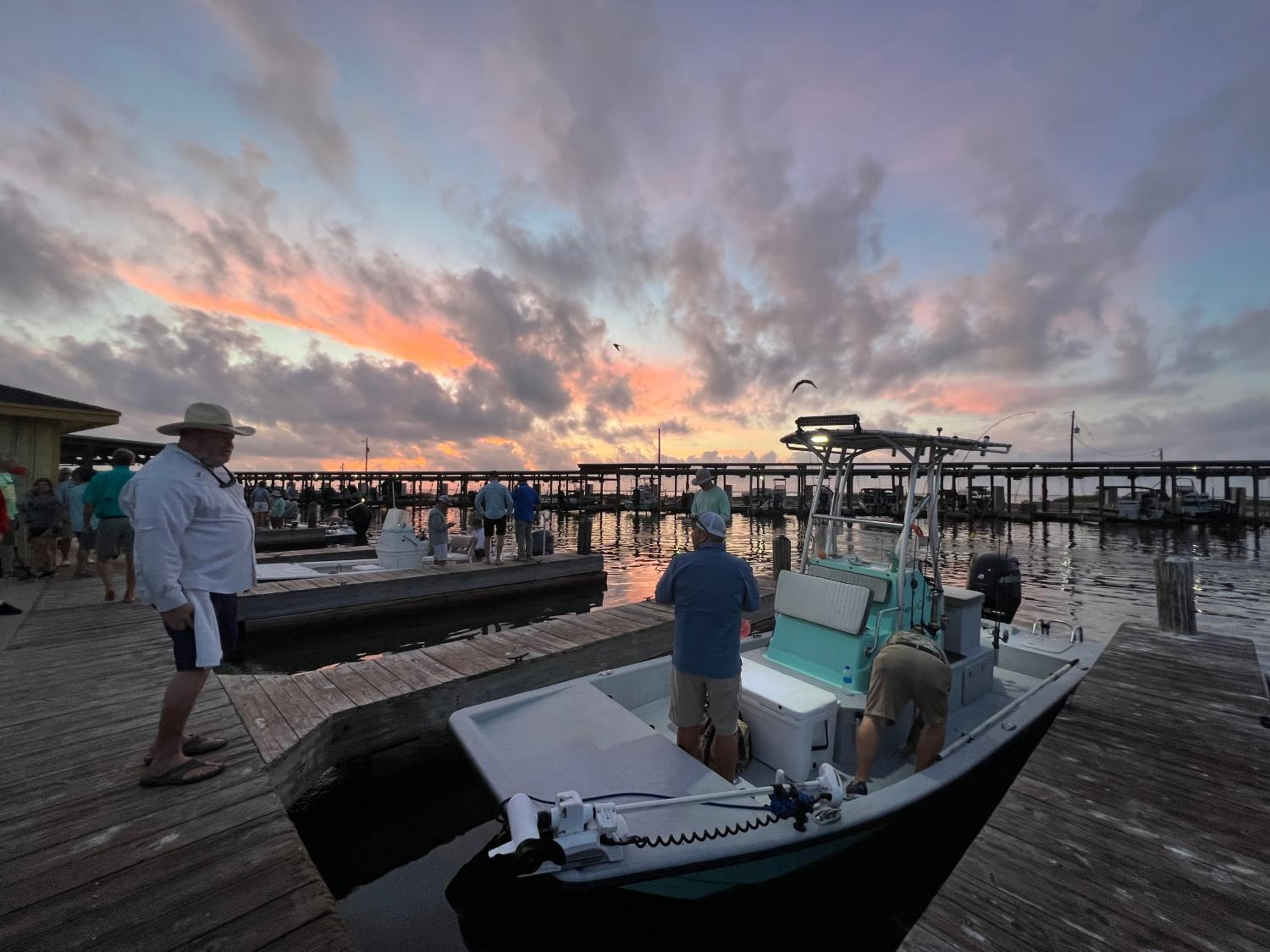 Bluff's Landing Marina & Lodge