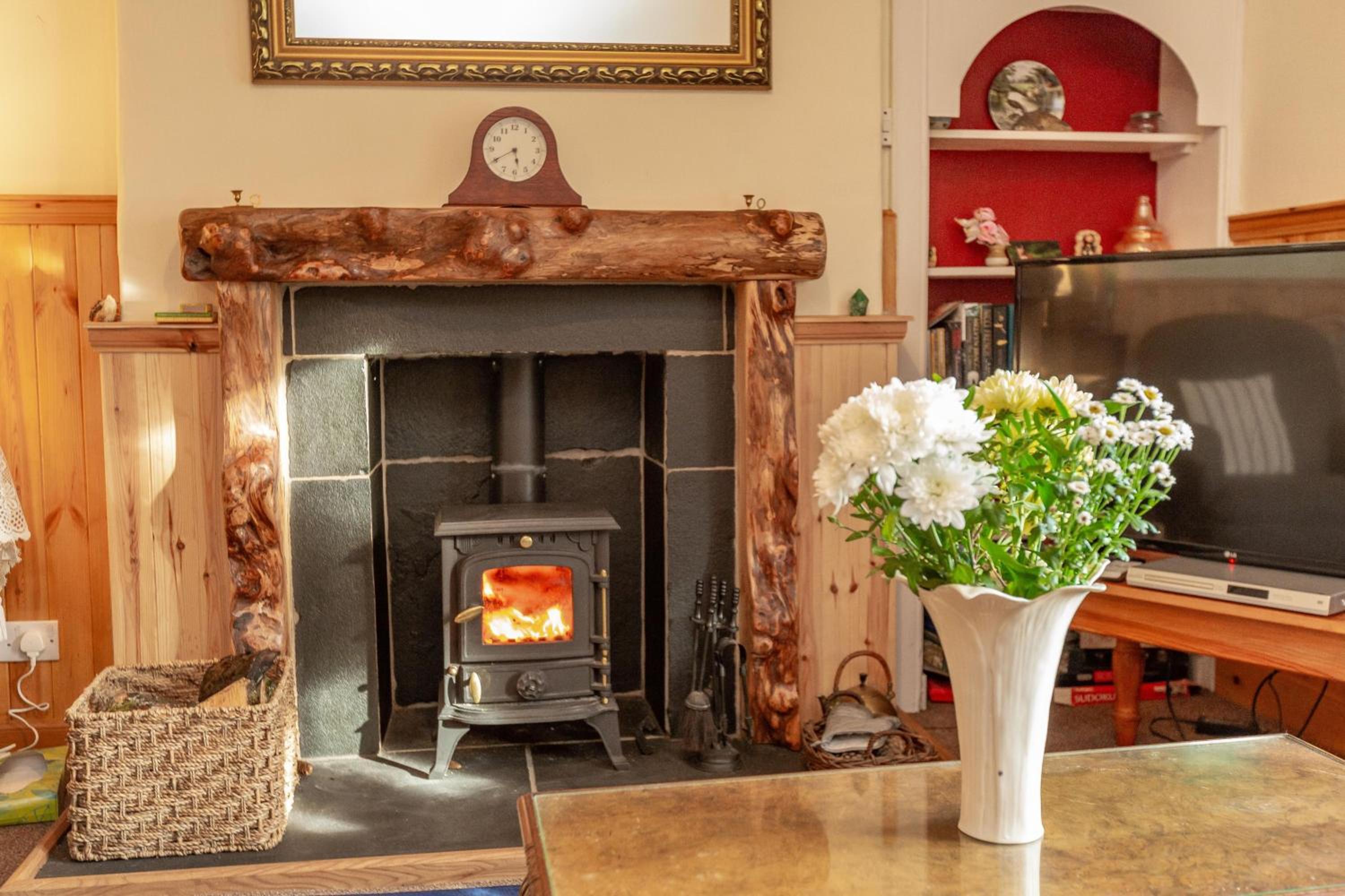 Chapelton Cottage No 2 view 4