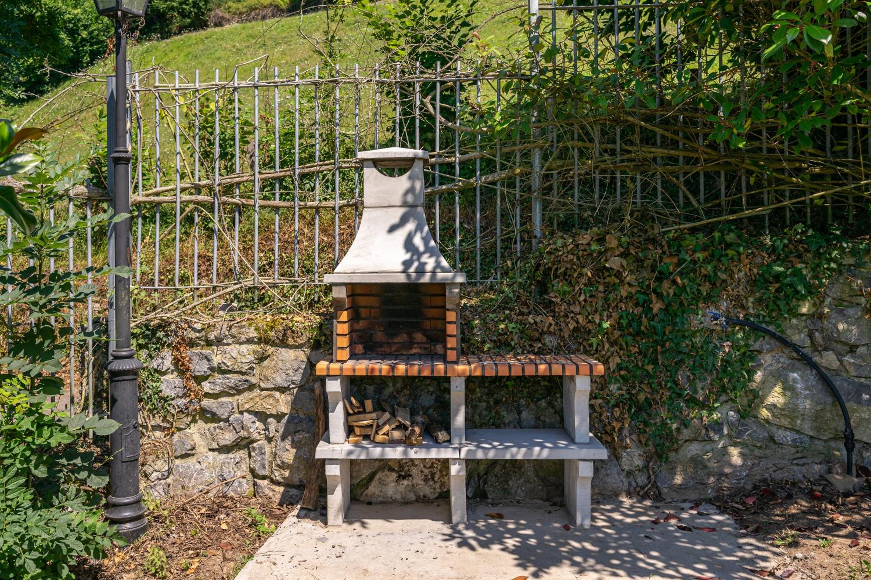 La Casona de Alesga, Asturias-Fresnedo