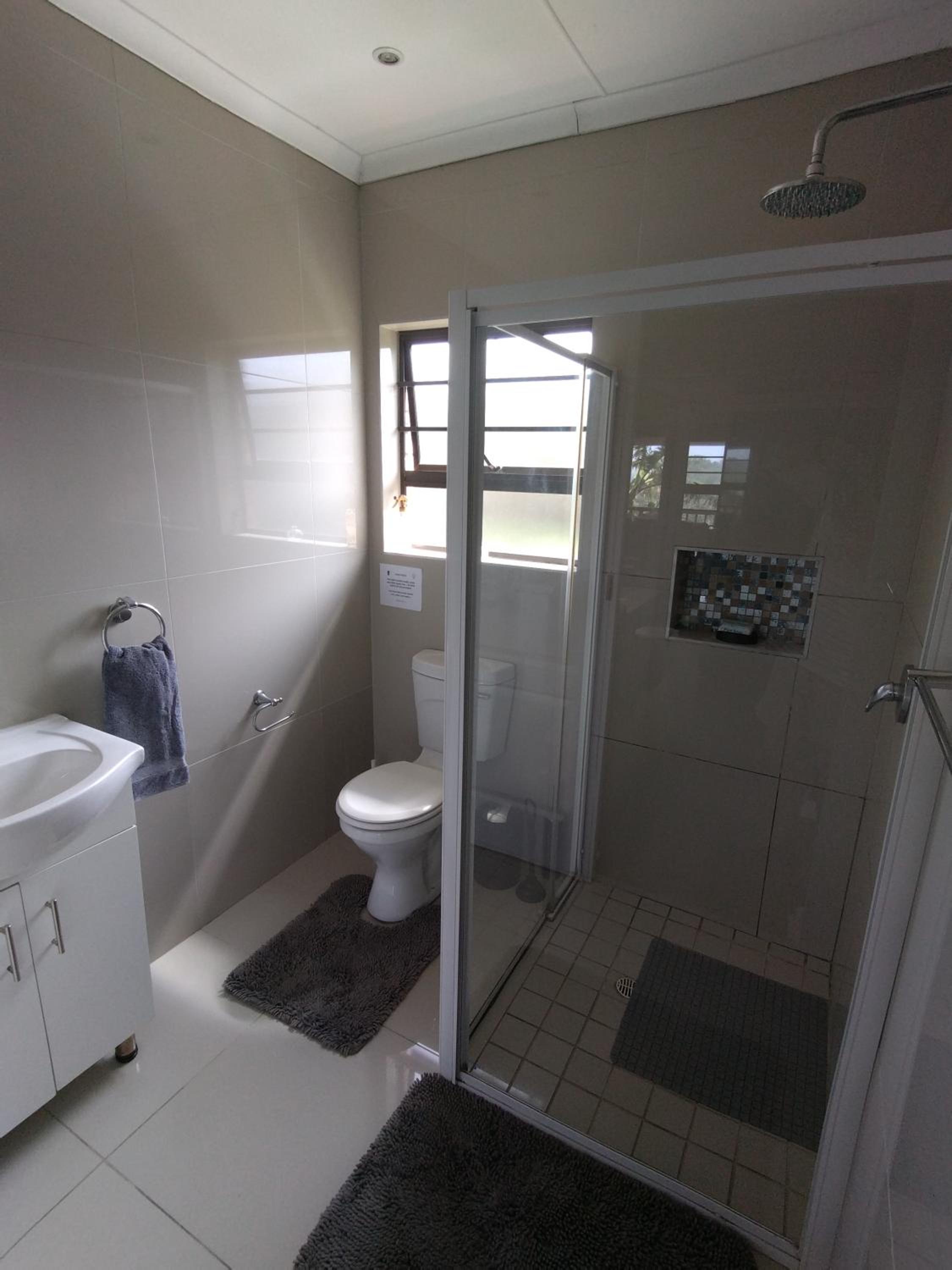 2 Bedroom Guest Suite at A-frame Glengariff Beach view 4