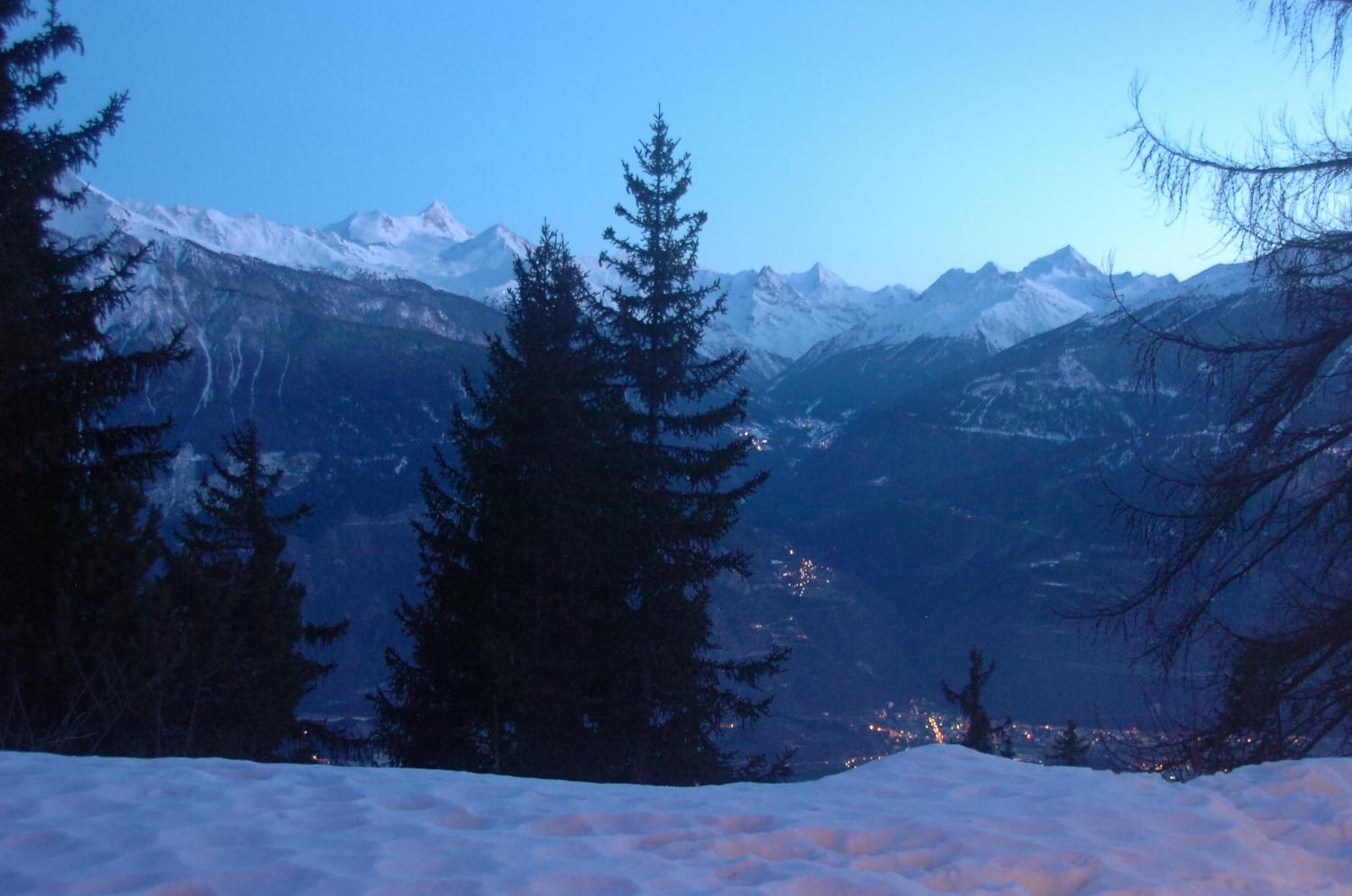 Apartment Eglantine with stunning views of the Valais Peaks