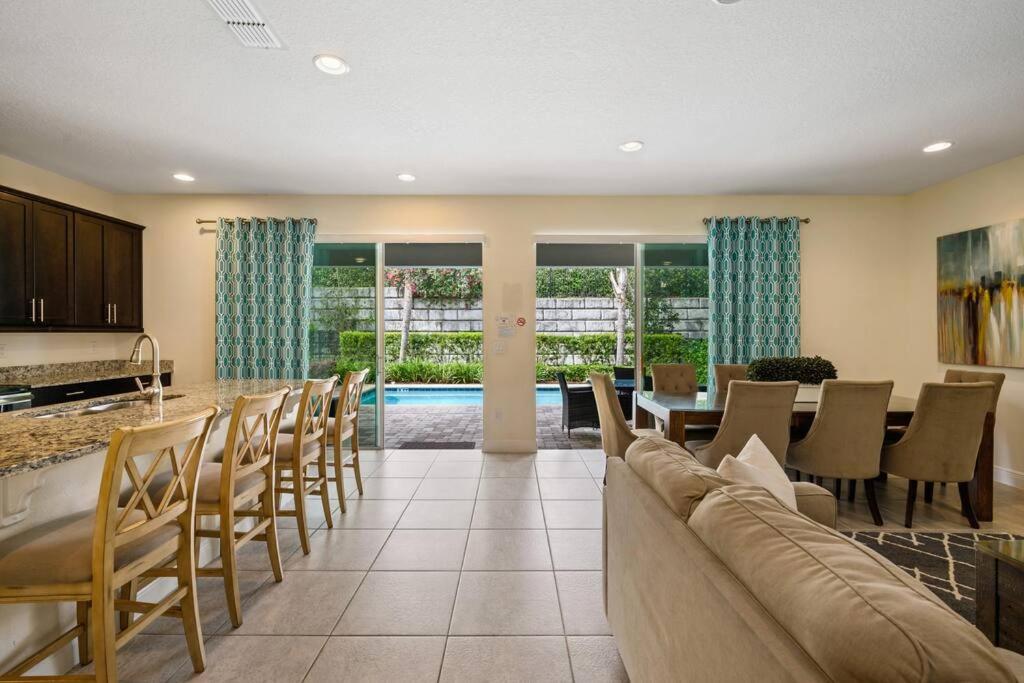 Luxurious Encore Villa 10 Min Disney Inc/Waterpark
