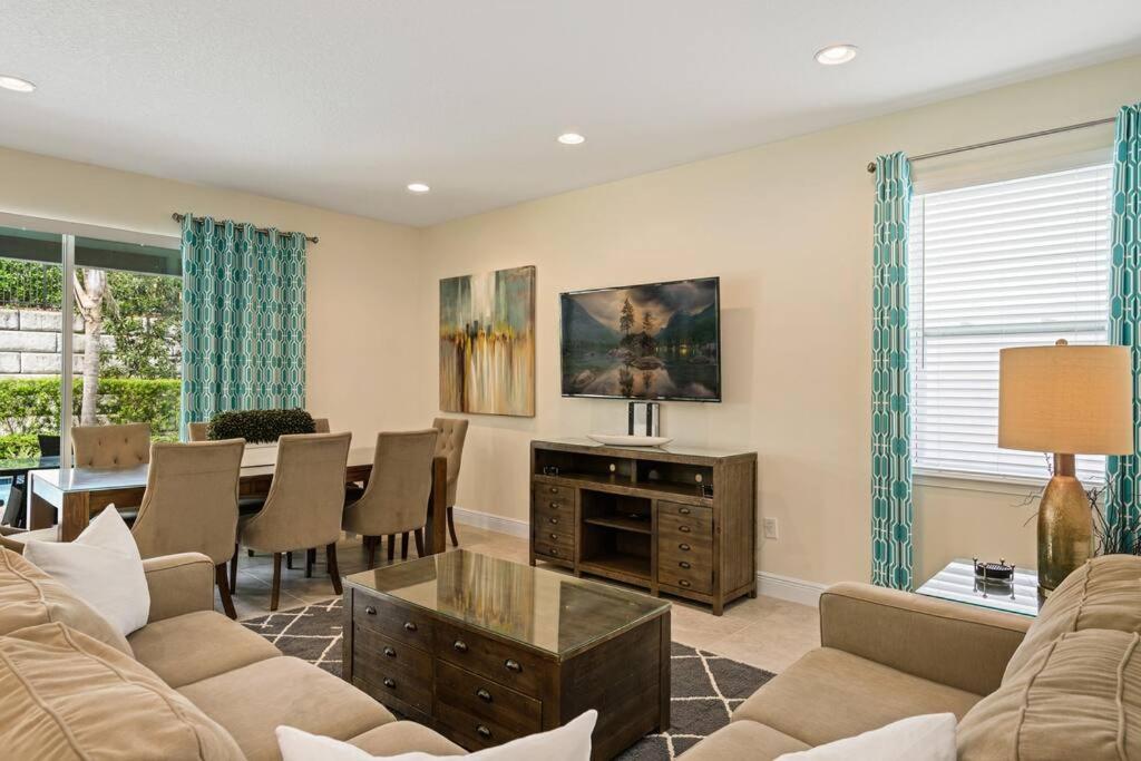Luxurious Encore Villa 10 Min Disney Inc/Waterpark