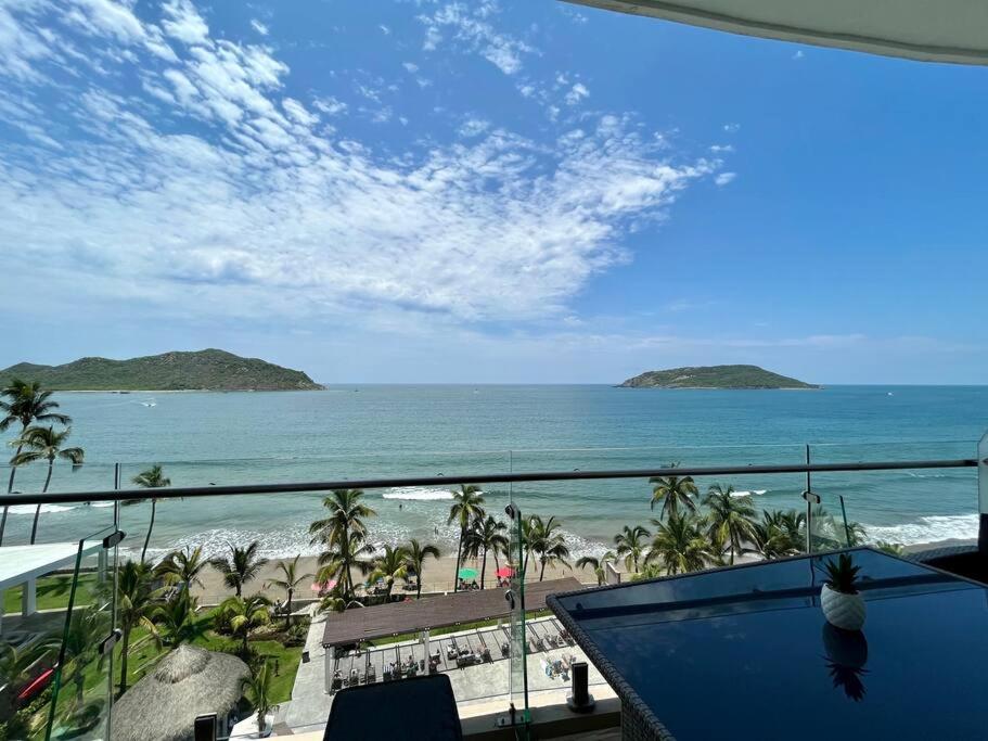 Hermoso condominio a pie de playa en Camino al Mar view 5