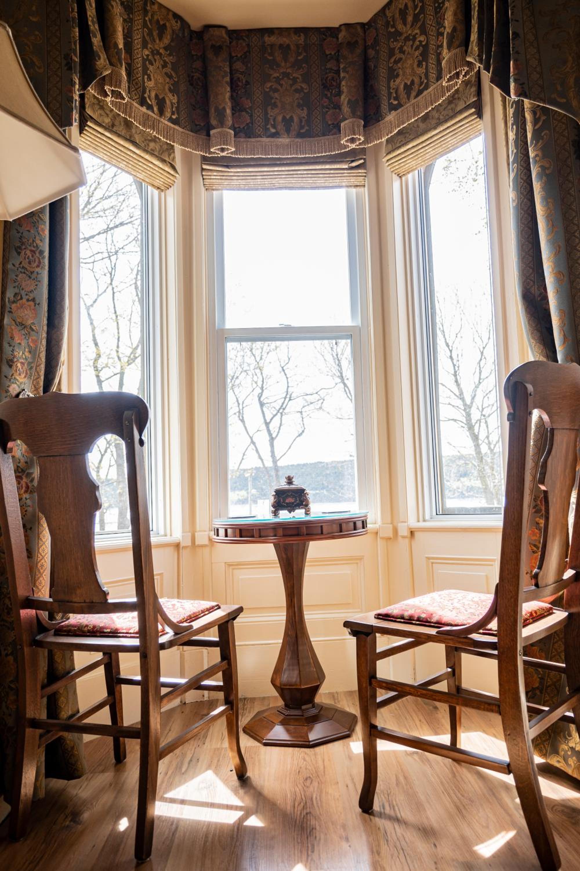 Belle View Manor Inn