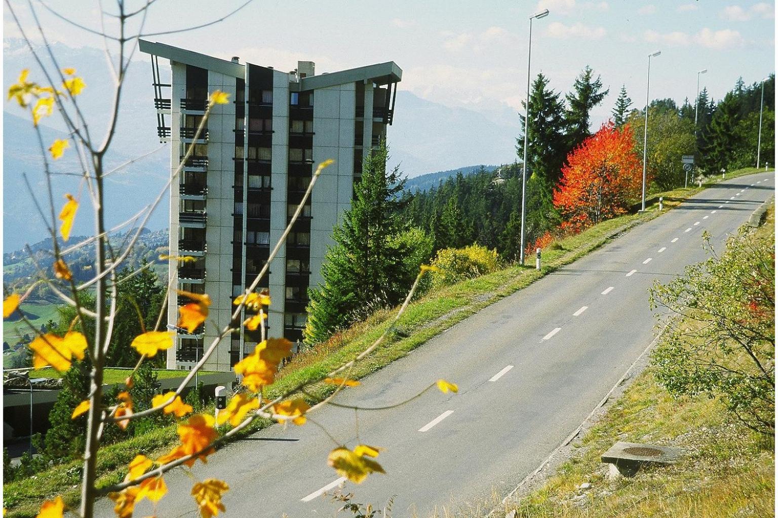 Apartment Eglantine with stunning views of the Valais Peaks