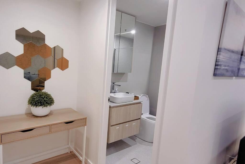 Cozy 1BR Apartment in the heart of Canberra