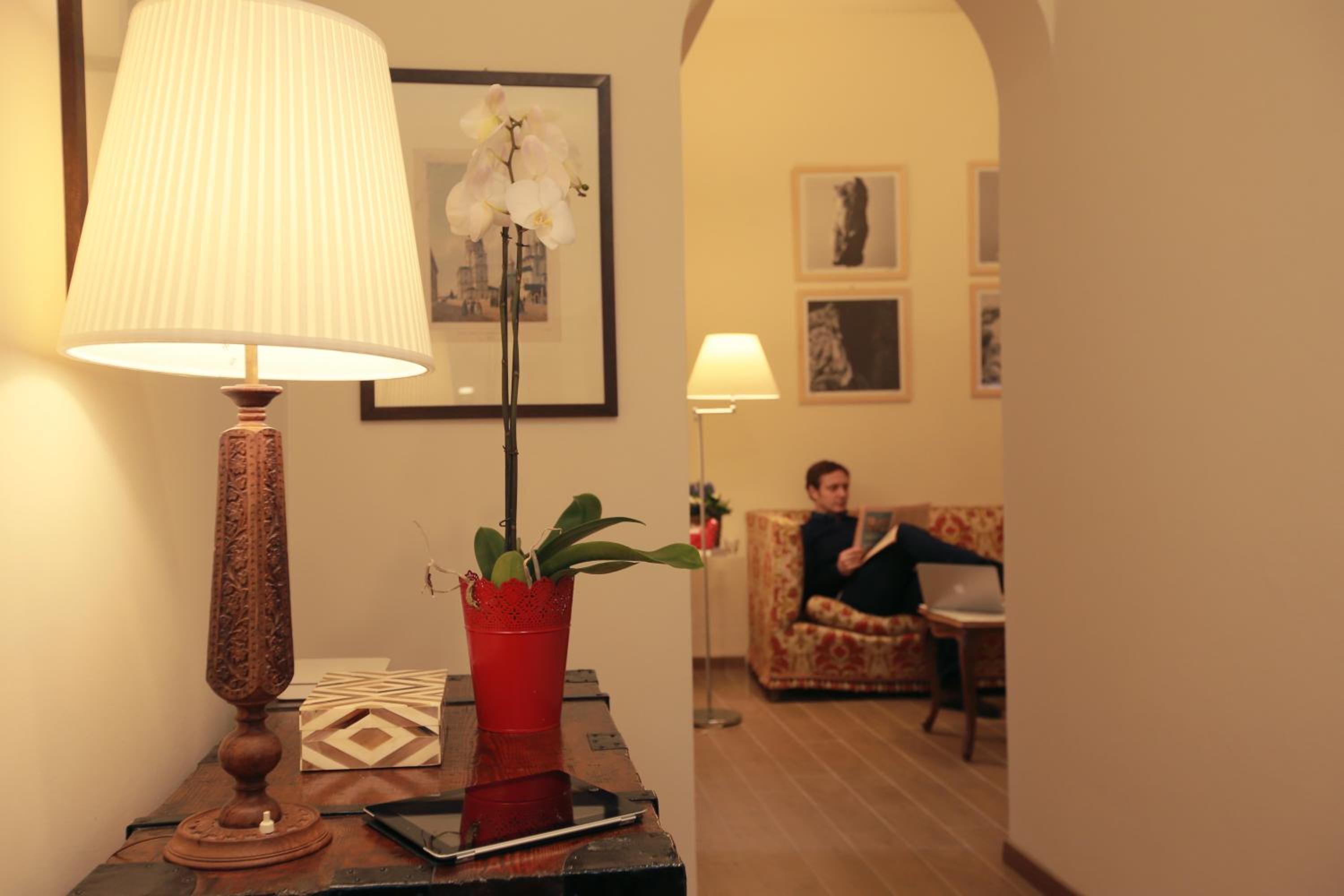 MDR NumberSix Suites