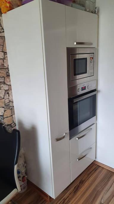 Ida - Ankommen, wohlfühlen, arbeiten 3 Zimmer 5 Betten