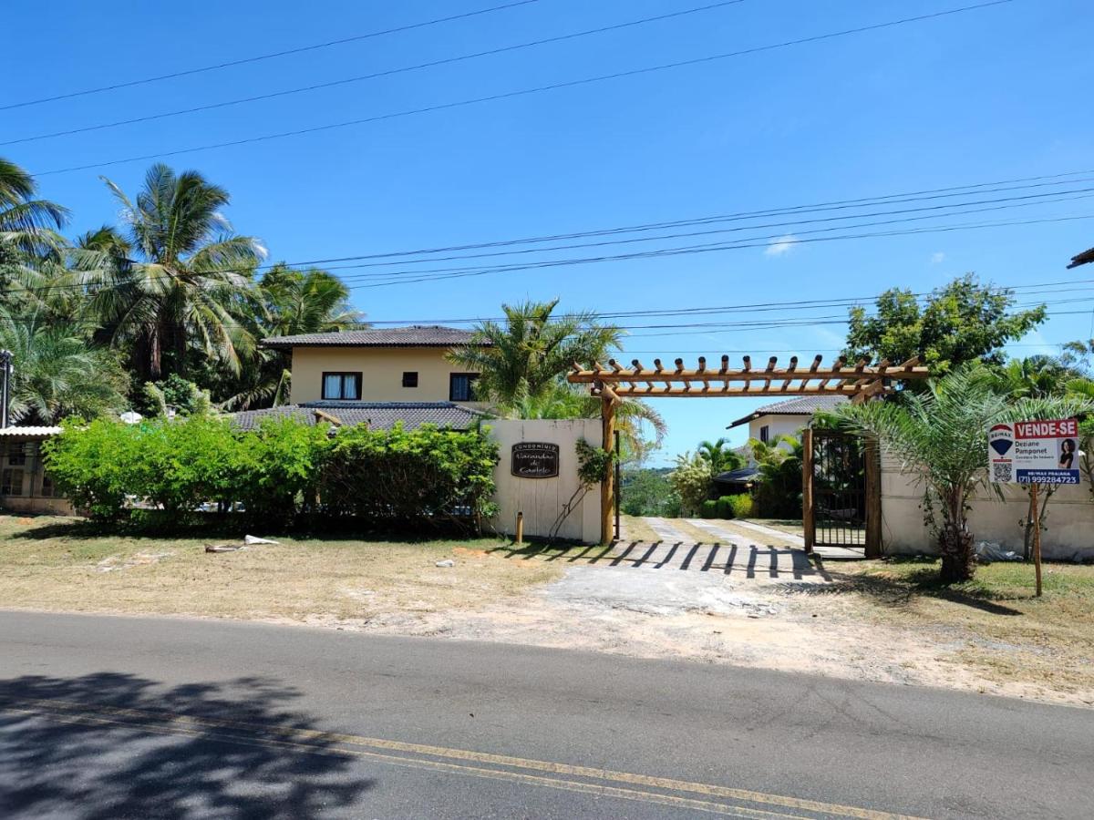 Linda casa 4/4 com piscina na Praia do Forte.