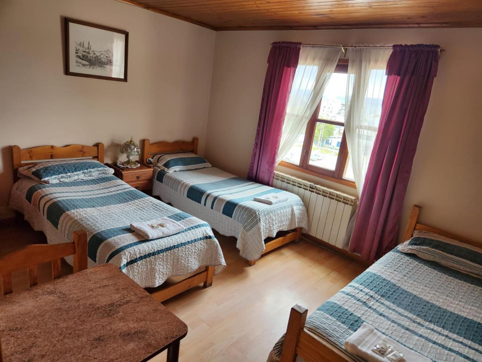 Hostal Rio Ona